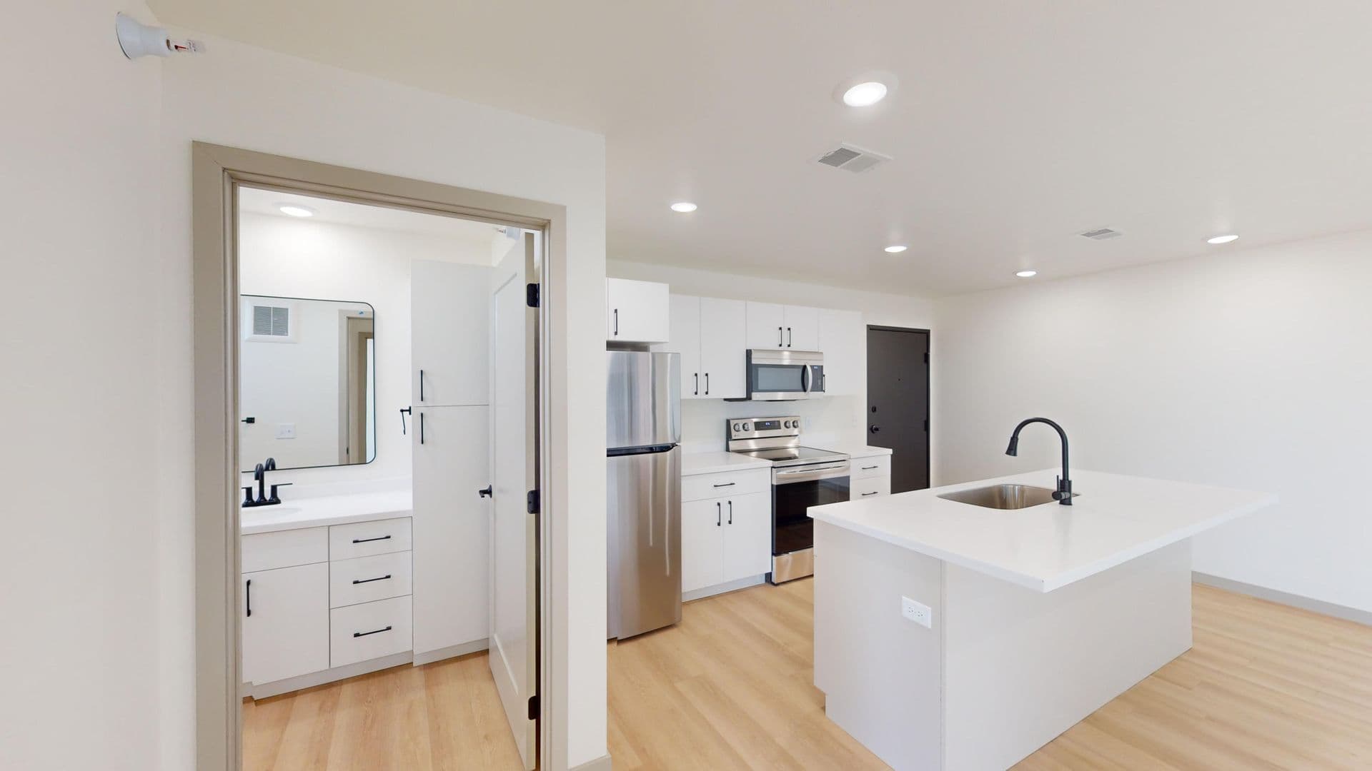 Sioux Falls Apartment: 3100 E Autumn Blaze Street