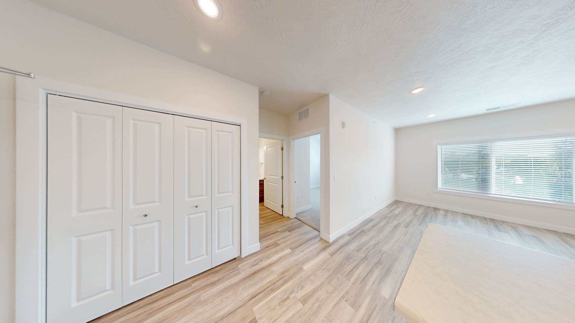 Sioux City Apartment: 1720 Morningside Ave