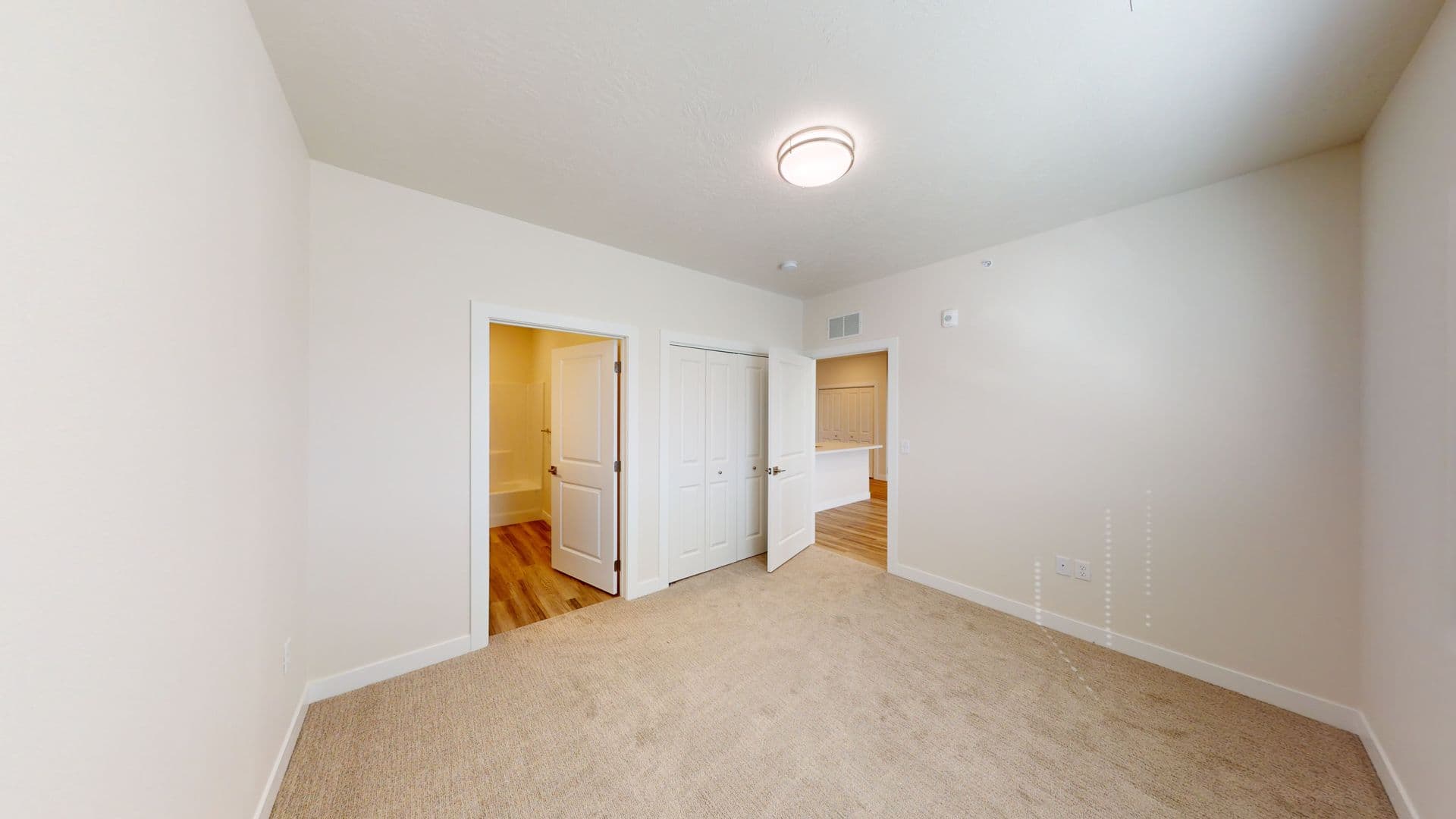 Sioux City Apartment: 1720 Morningside Ave
