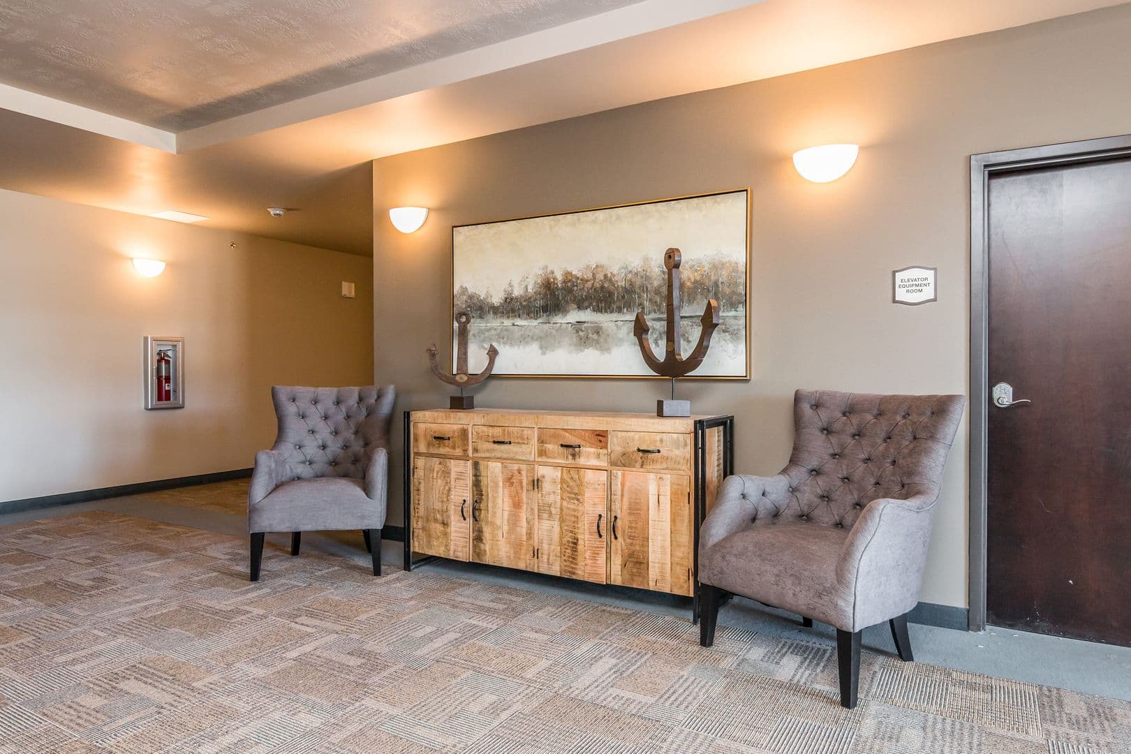 Spirit Lake Apartment: 4200 Sunner Ave.