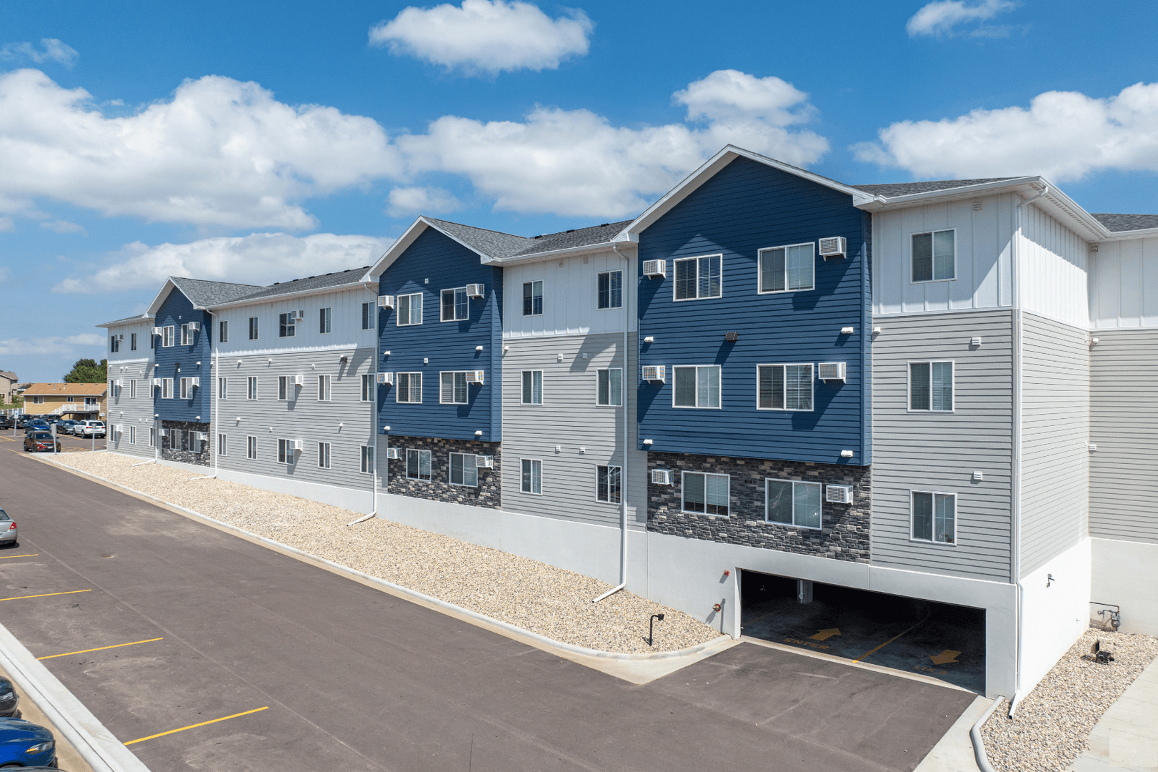 Sioux Falls Apartment: 4200 N Marion Road
