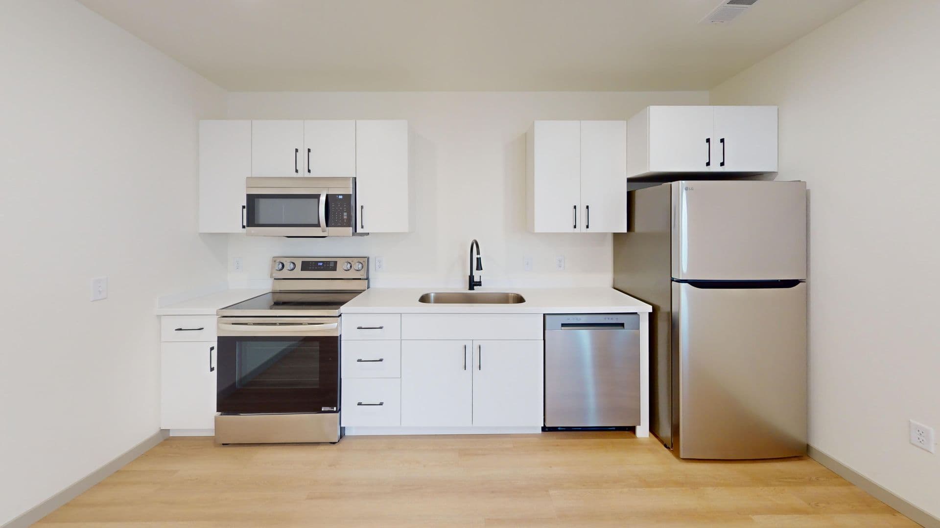 Sioux Falls Apartment: 3100 E Autumn Blaze Street