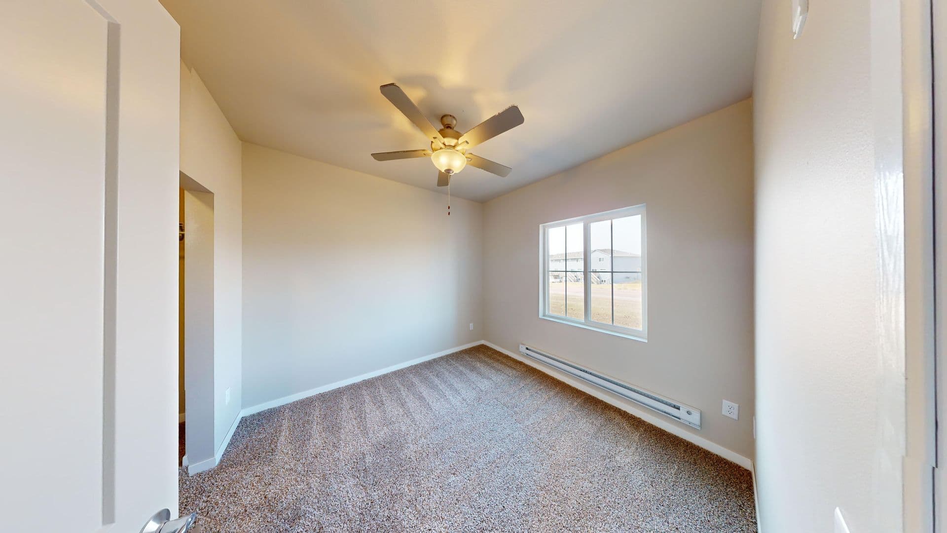 Sioux Falls Apartment: 4200 N Marion Road
