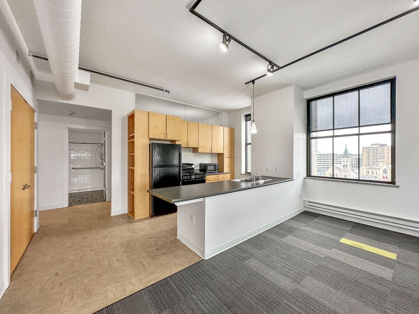 Des Moines Apartment: 405 6th Avenue