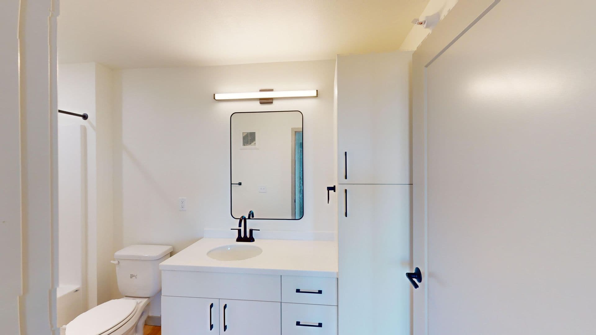 Sioux Falls Apartment: 1117 N. Career Avenue