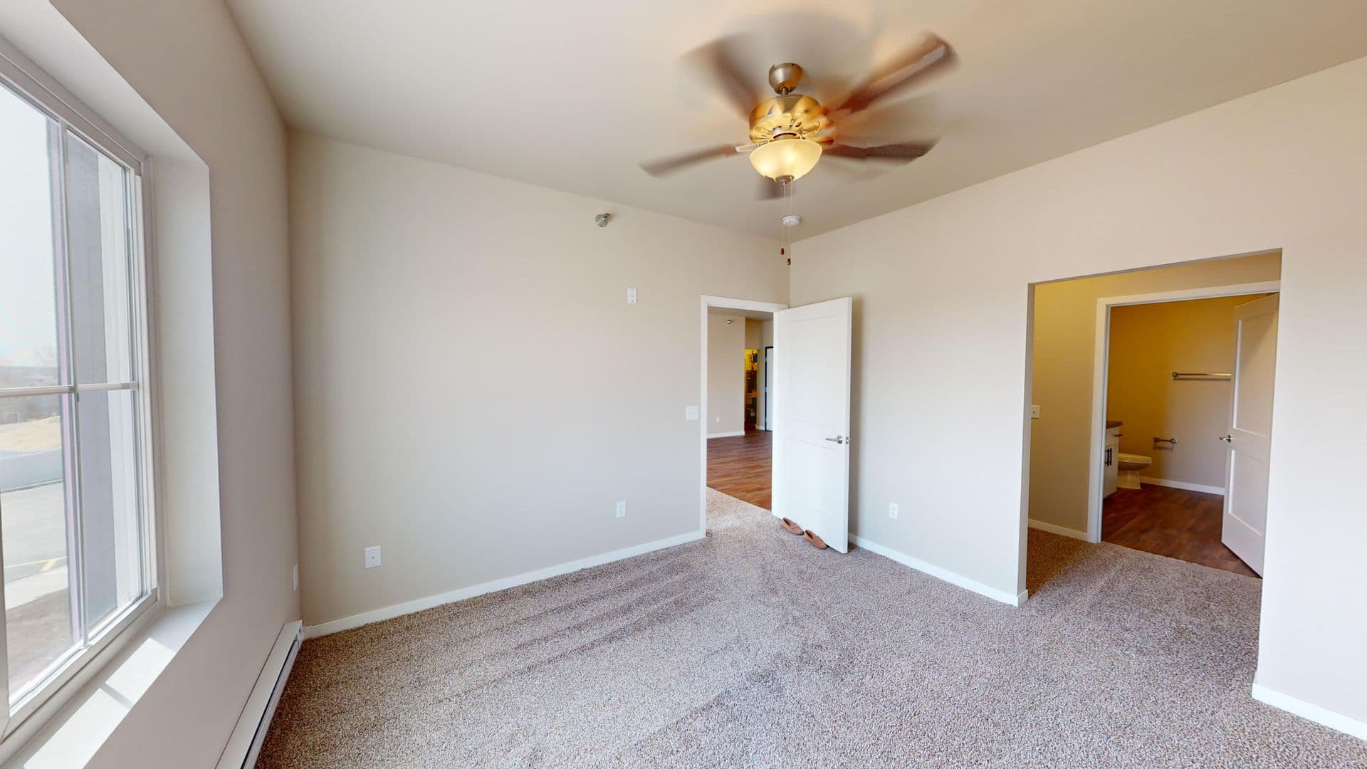 Sioux Falls Apartment: 4200 N Marion Road