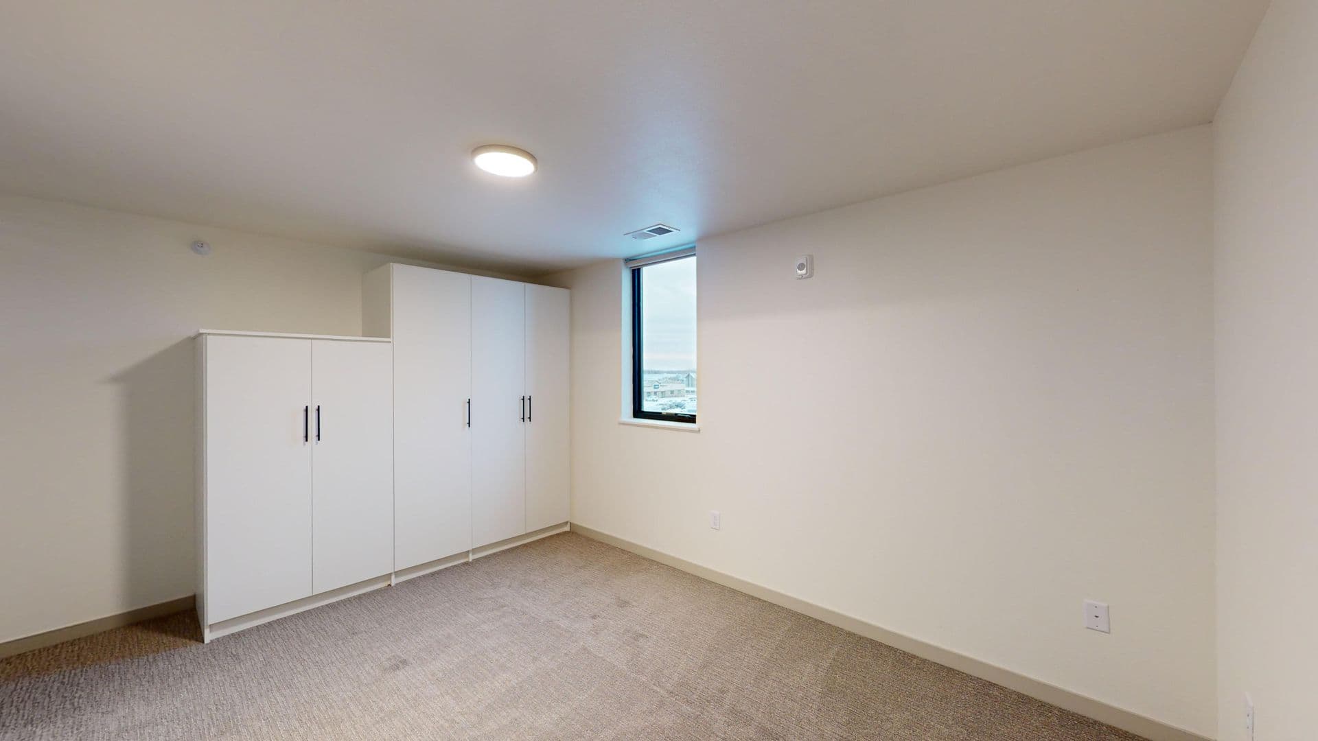 Sioux Falls Apartment: 1117 N. Career Avenue