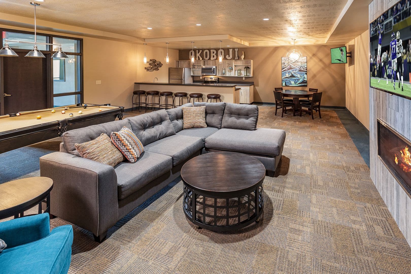 Spirit Lake Apartment: 4200 Sunner Ave.