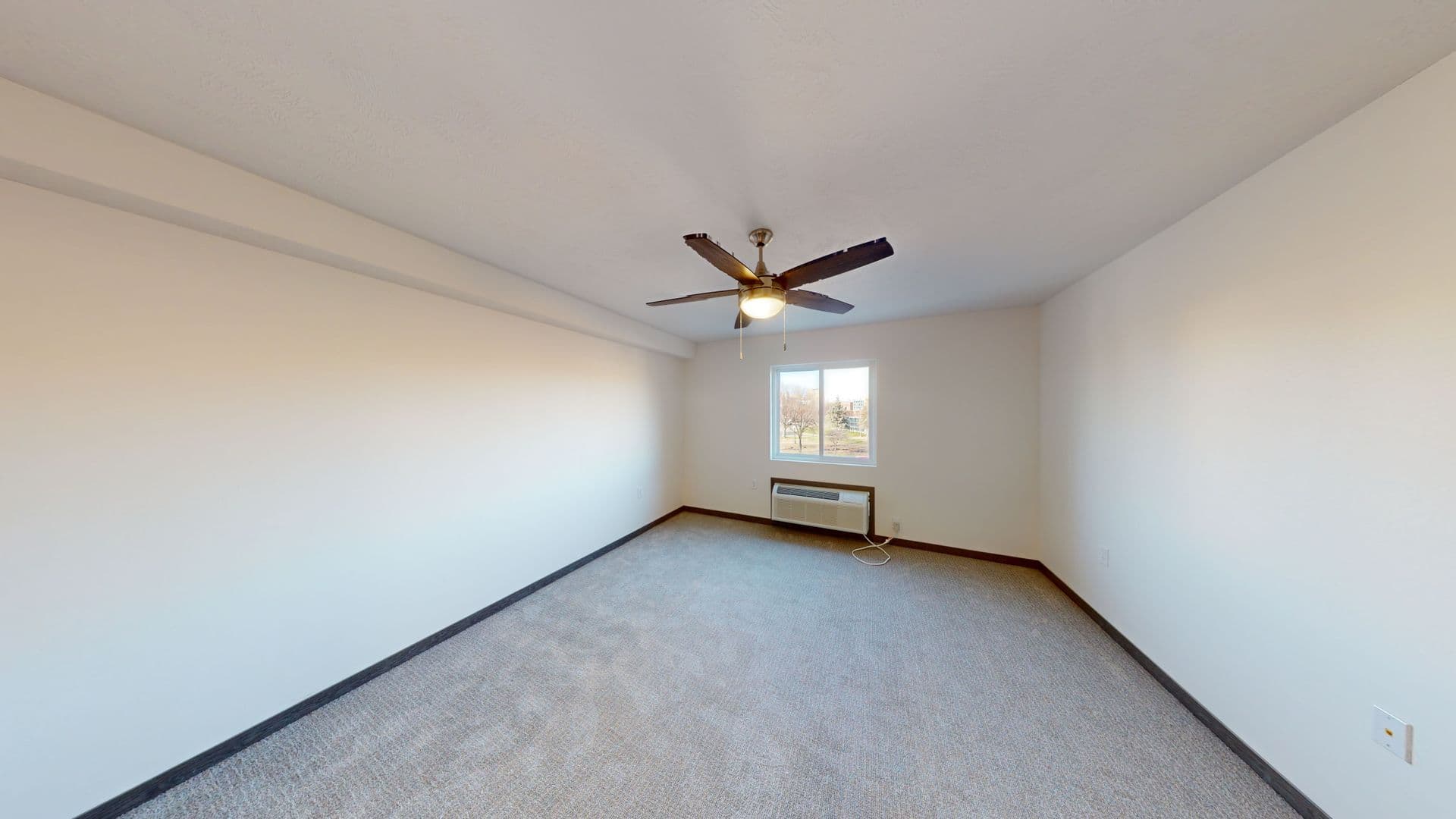 Sioux City Apartment: 130 Nebraska St