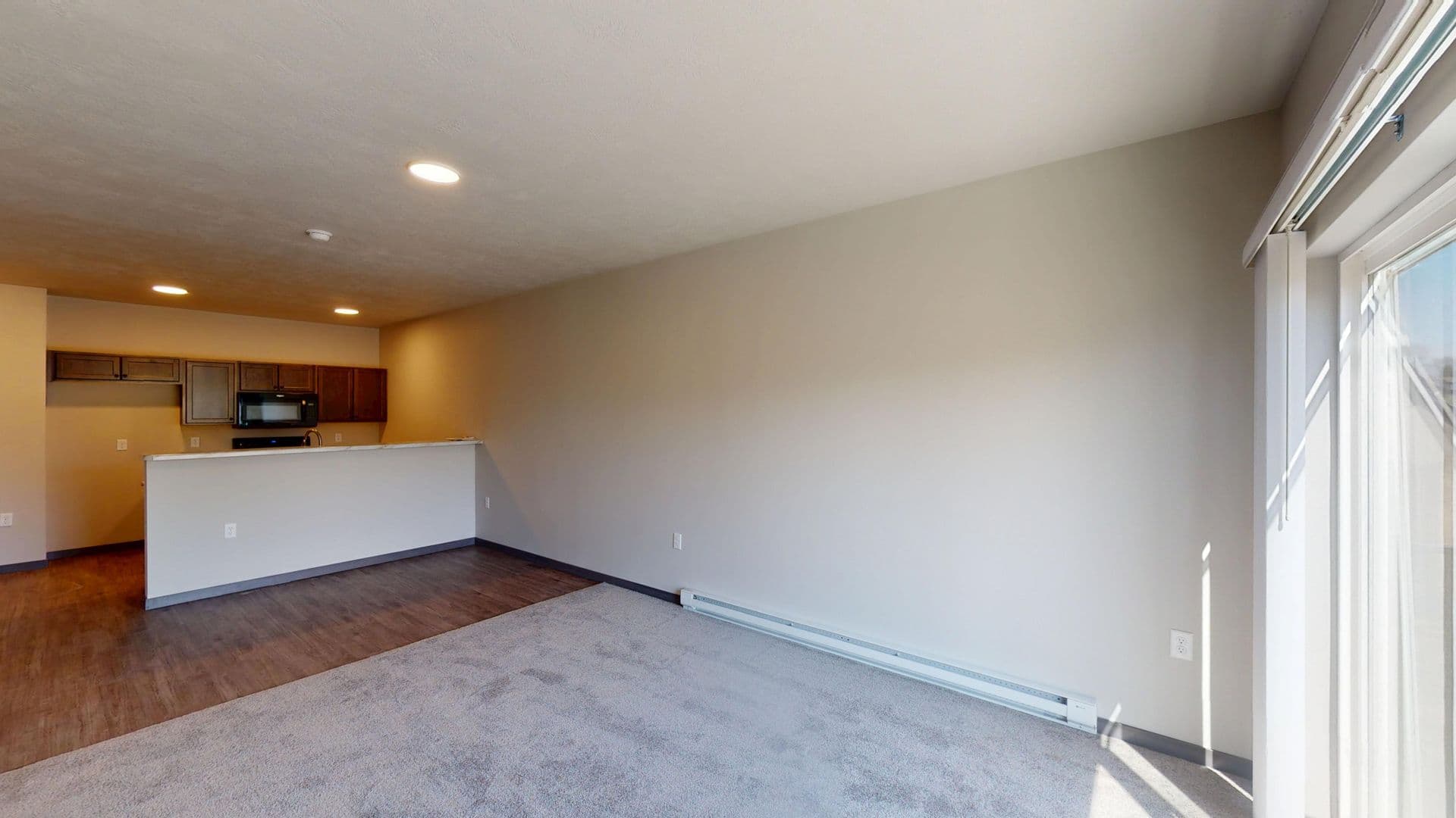 Sioux City Apartment: 5800 Sunnybrook Plaza