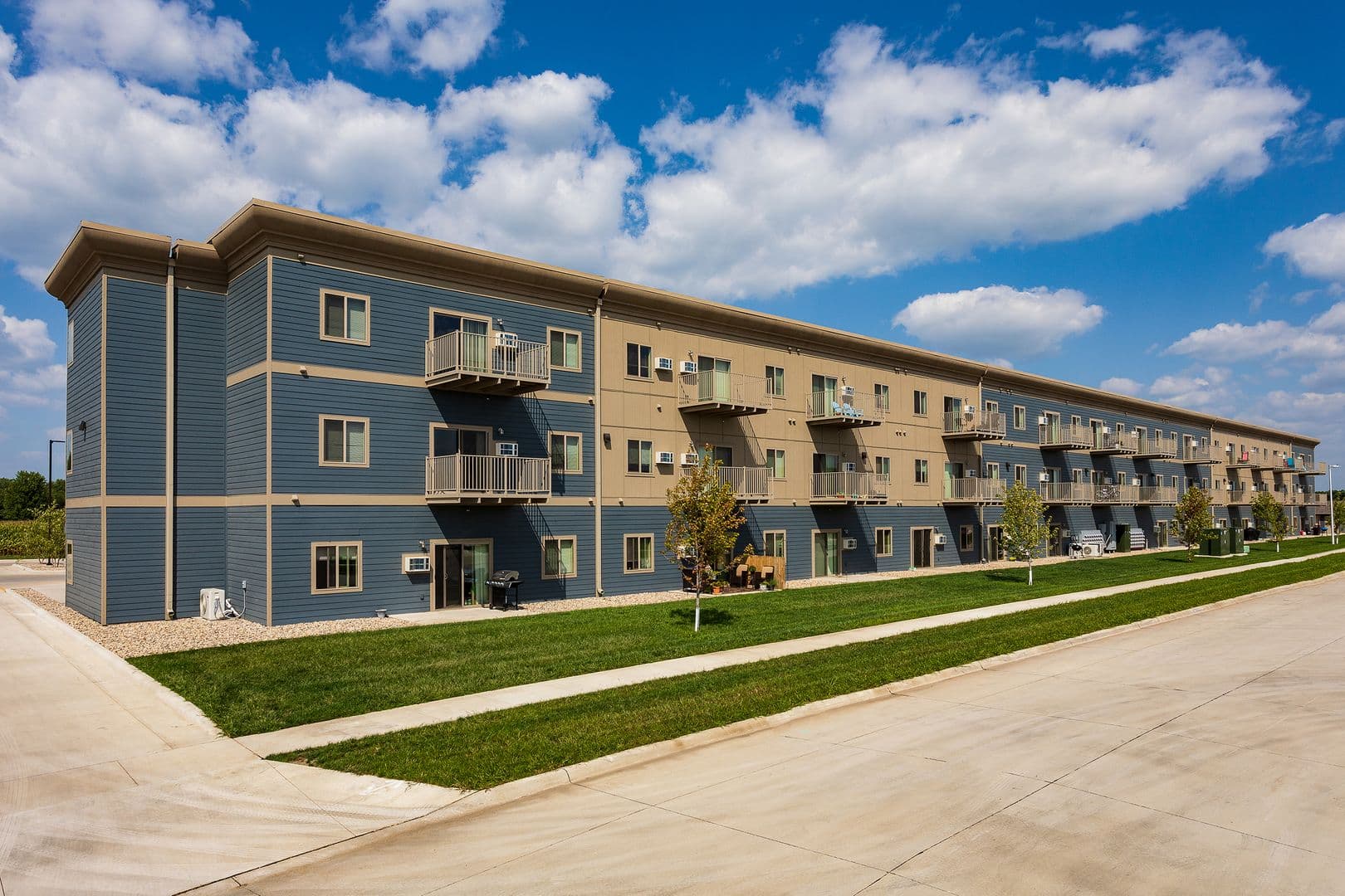 Spencer Apartment: 801 9th St. SW