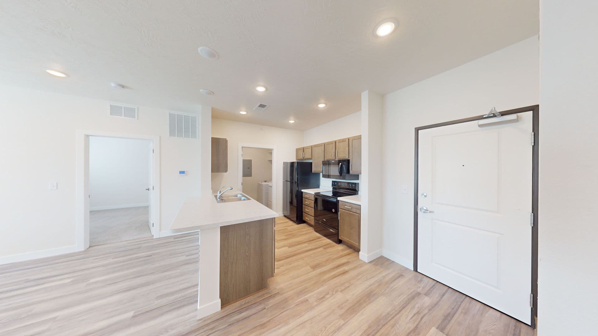 Sioux City Apartment: 1720 Morningside Ave