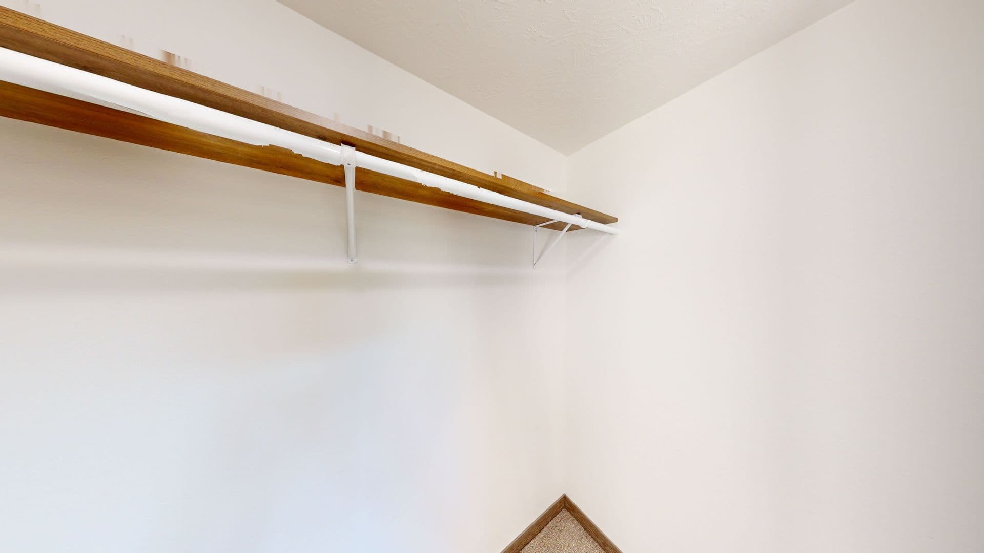 Sioux City Apartment: 130 Nebraska St