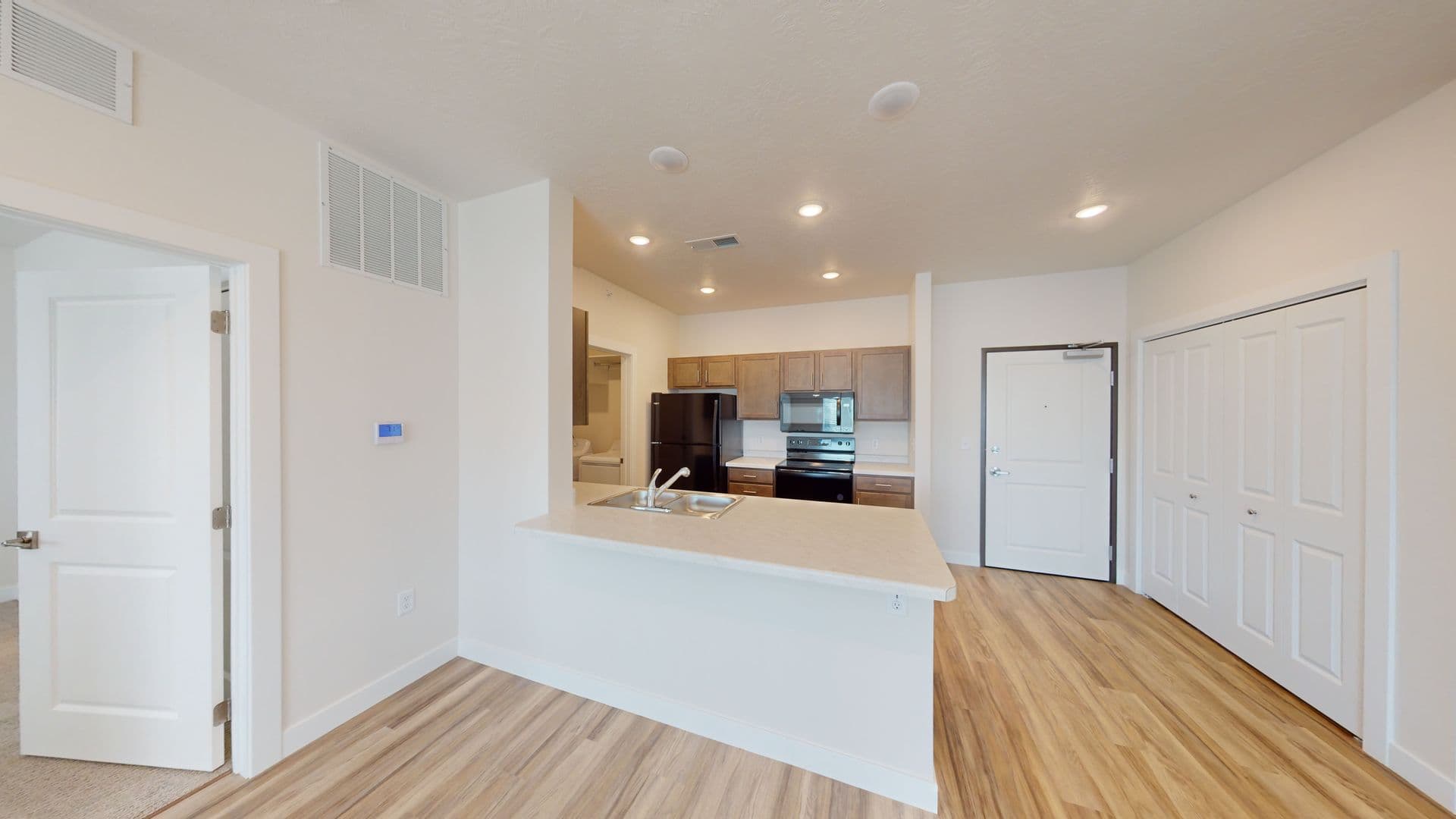 Sioux City Apartment: 1720 Morningside Ave