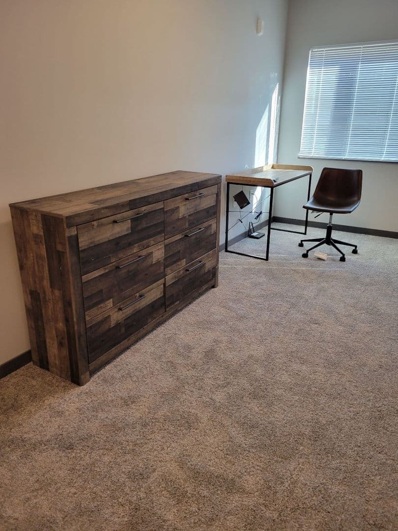 Sioux City Apartment: 5800 Sunnybrook Plaza