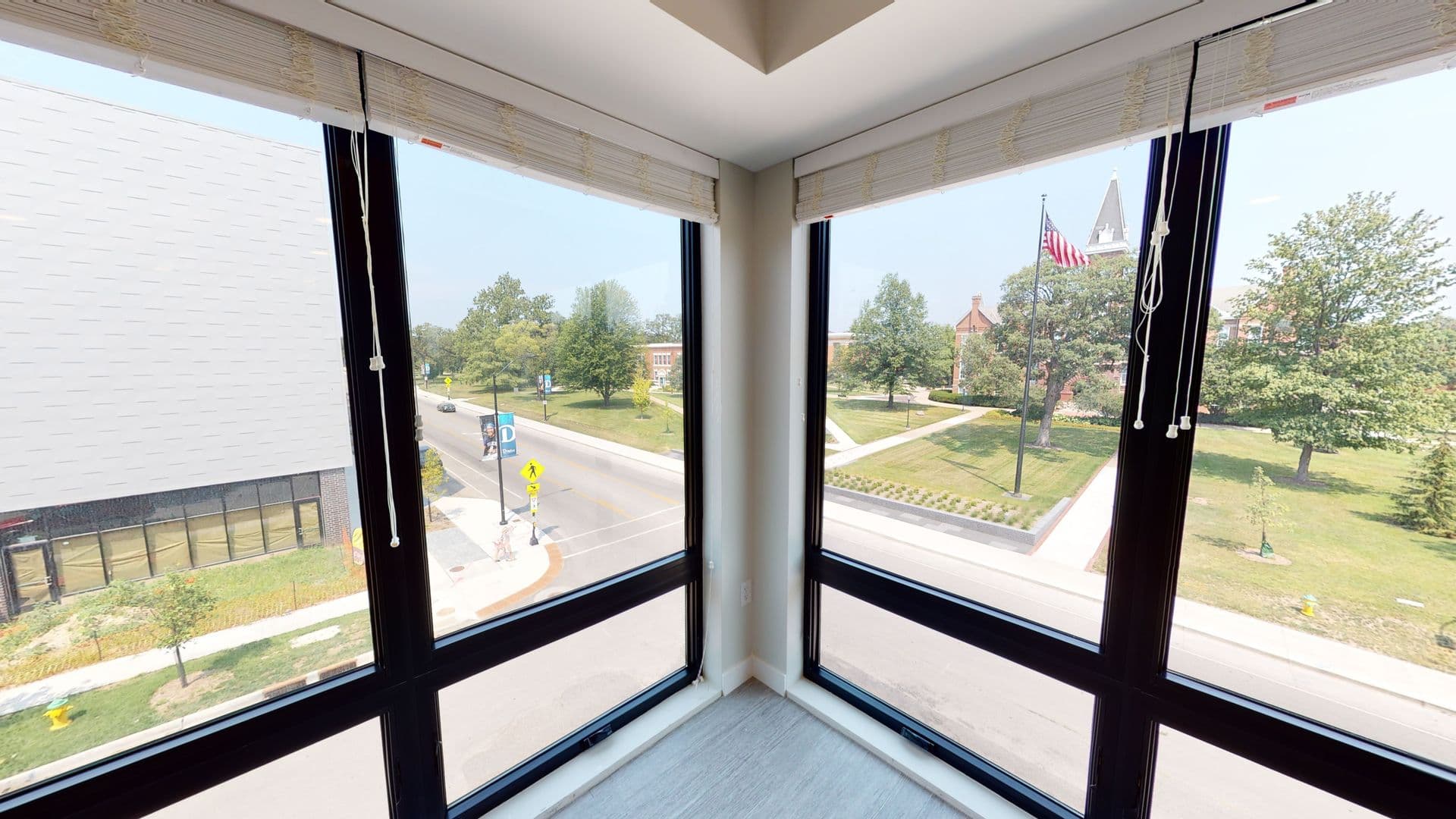 Des Moines Apartment: 2530 University Avenue