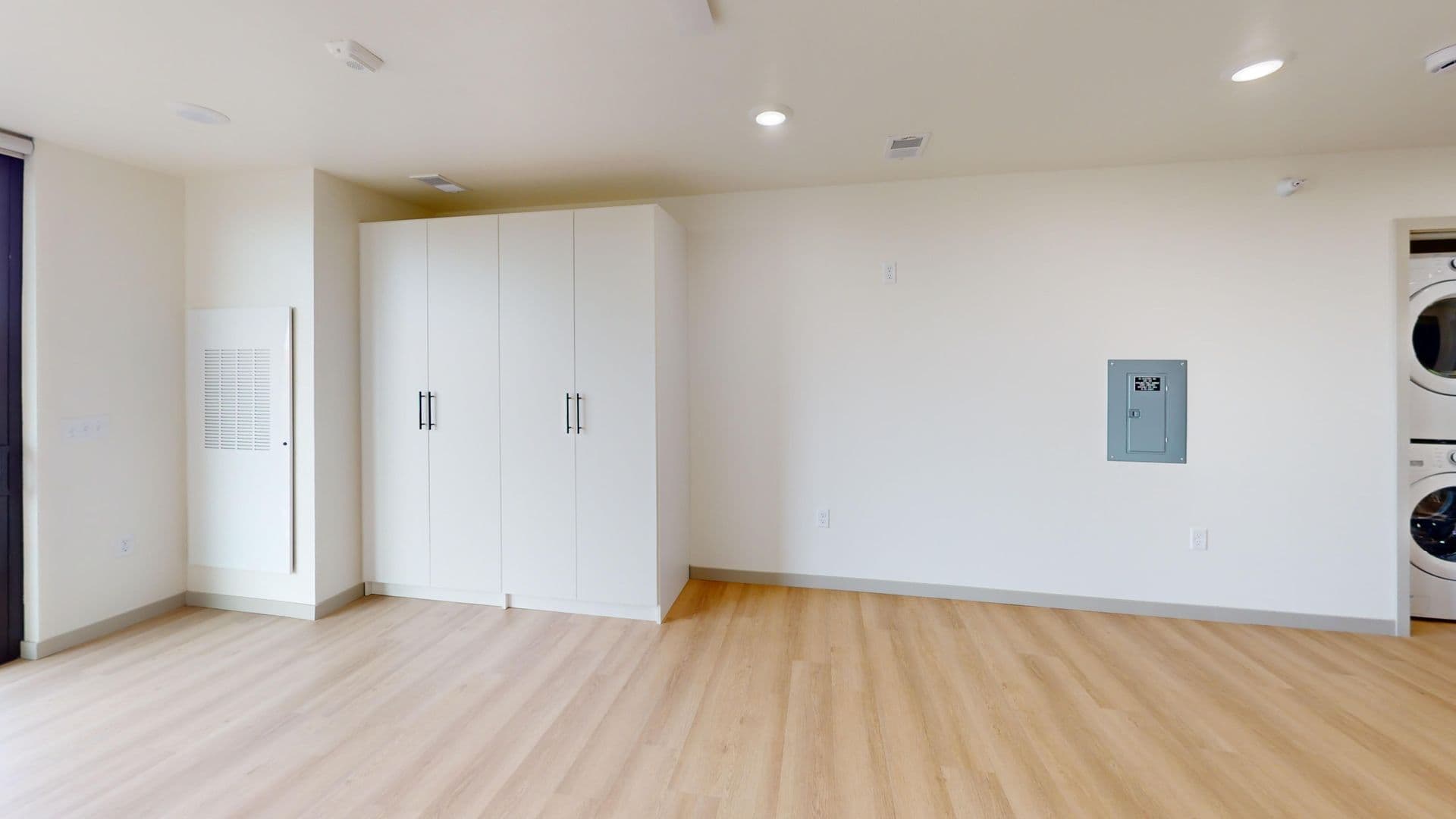 Sioux Falls Apartment: 3100 E Autumn Blaze Street