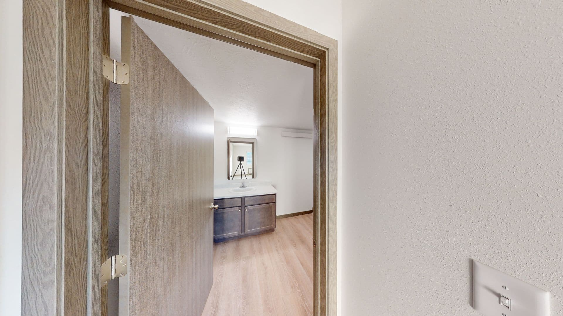 Sioux City Apartment: 130 Nebraska St