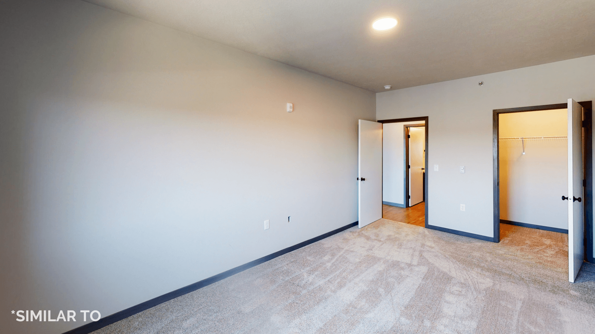 Sioux City Apartment: 5800 Sunnybrook Plaza