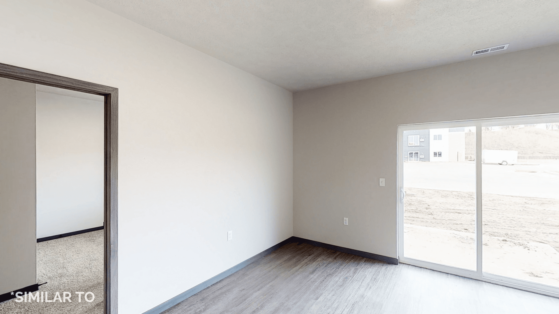 Sioux City Apartment: 5800 Sunnybrook Plaza