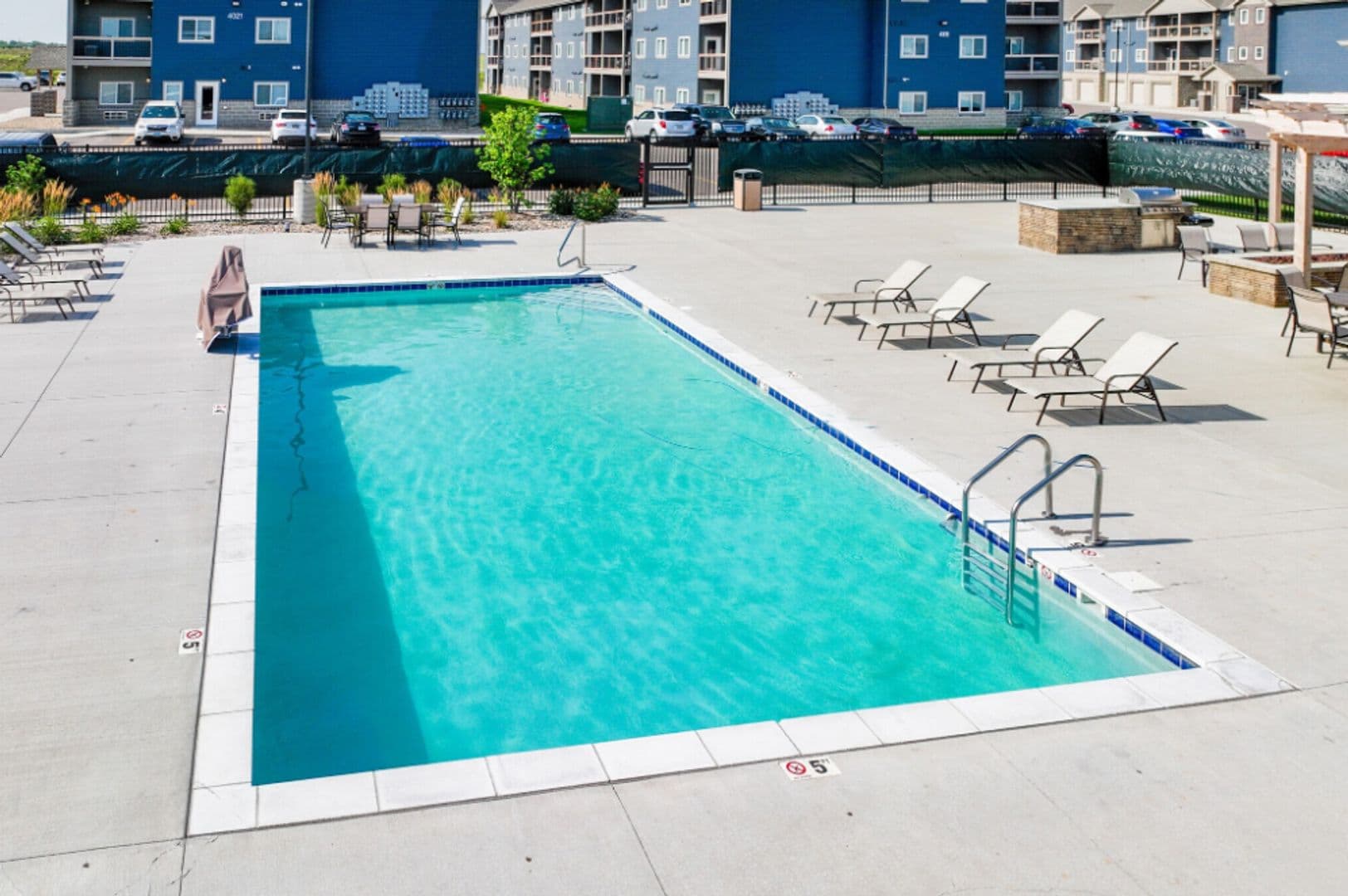Sioux Falls Apartment: 4101 W. 54th Street North