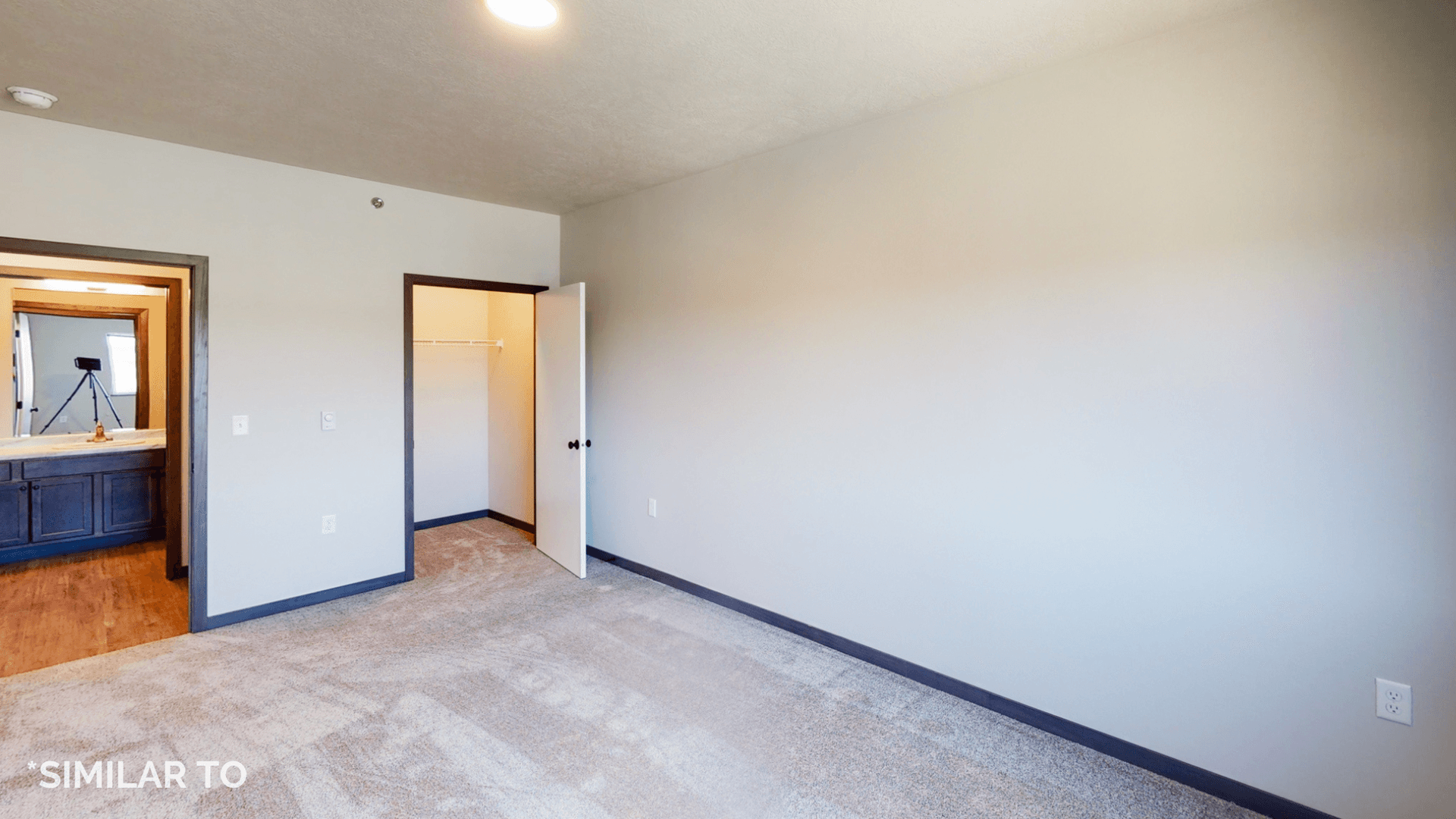 Sioux City Apartment: 5800 Sunnybrook Plaza