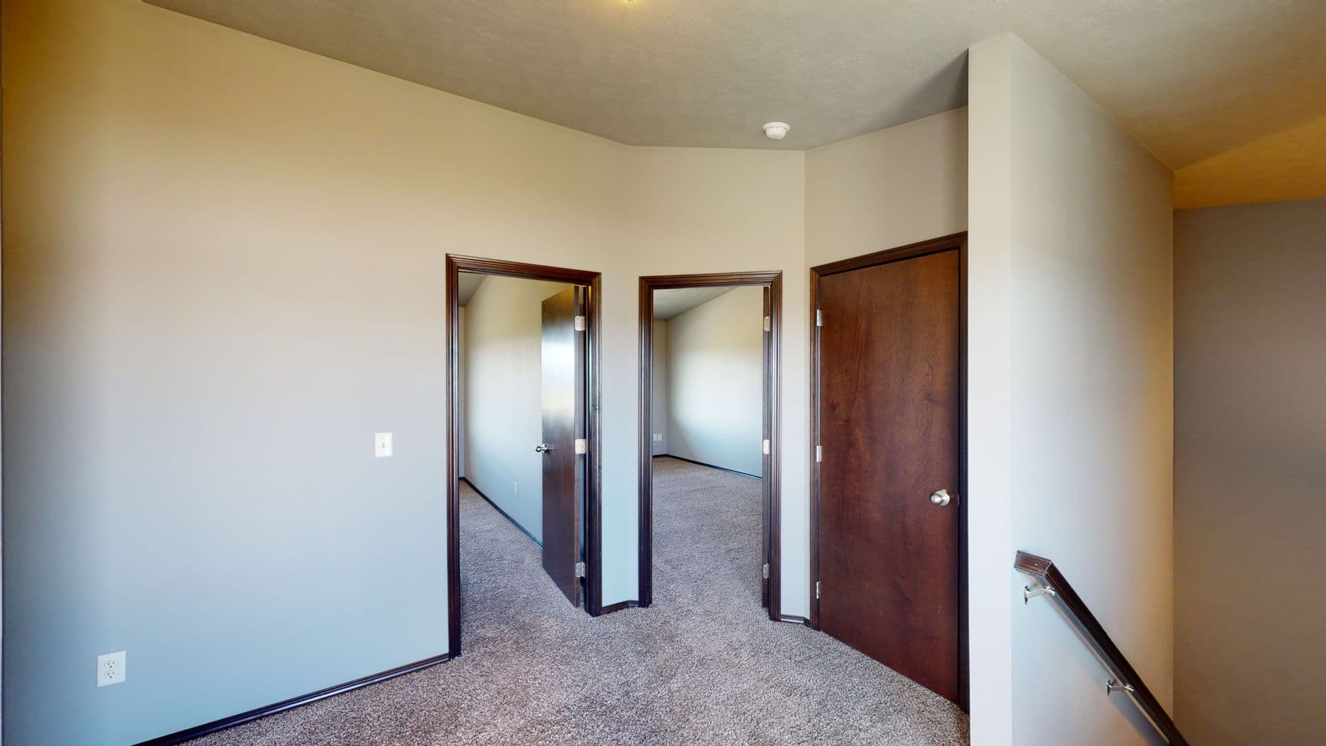 Sheldon Apartment: 491 Prairie Trail Rd