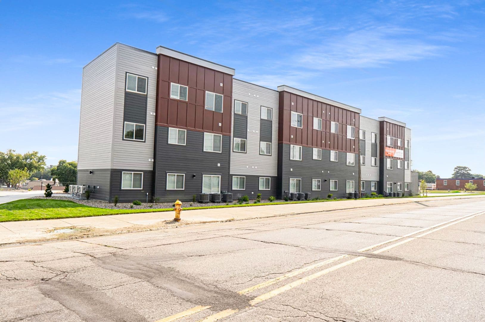 Sioux City Apartment: 1720 Morningside Ave