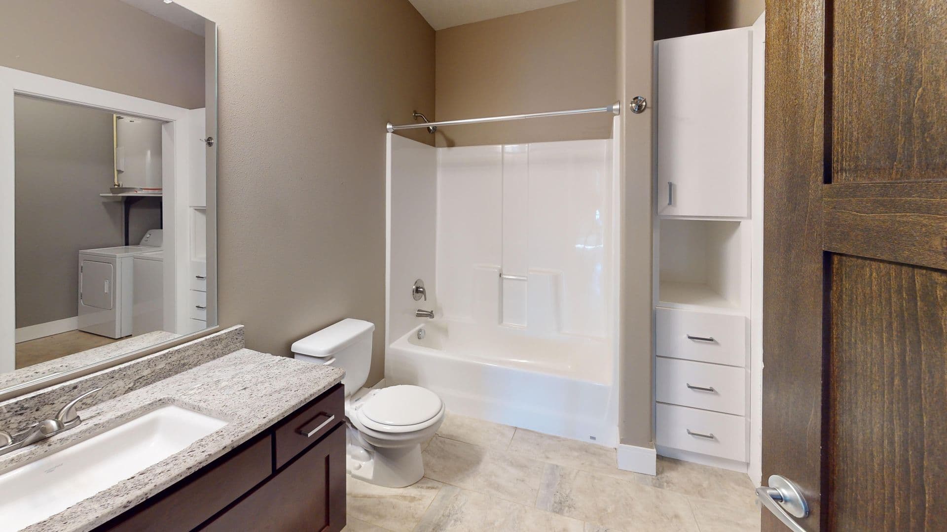 Sioux Falls Apartment: 115 N Dakota Ave
