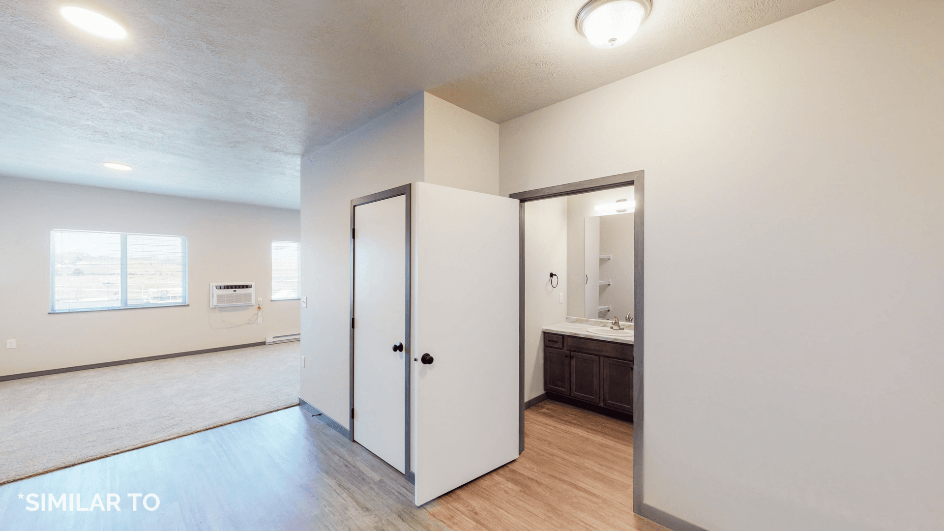 Sioux City Apartment: 5800 Sunnybrook Plaza