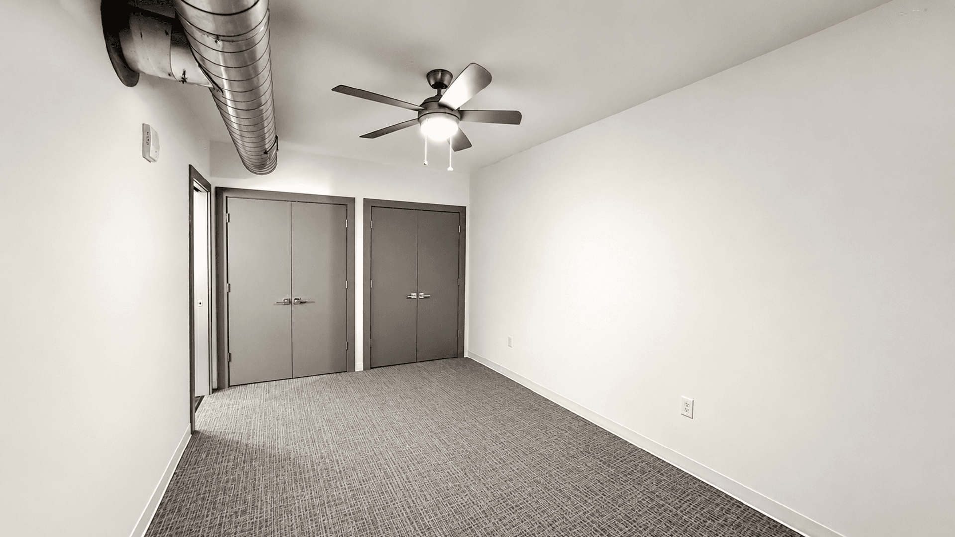 Leavenworth Apartment: 1100 N 2nd St