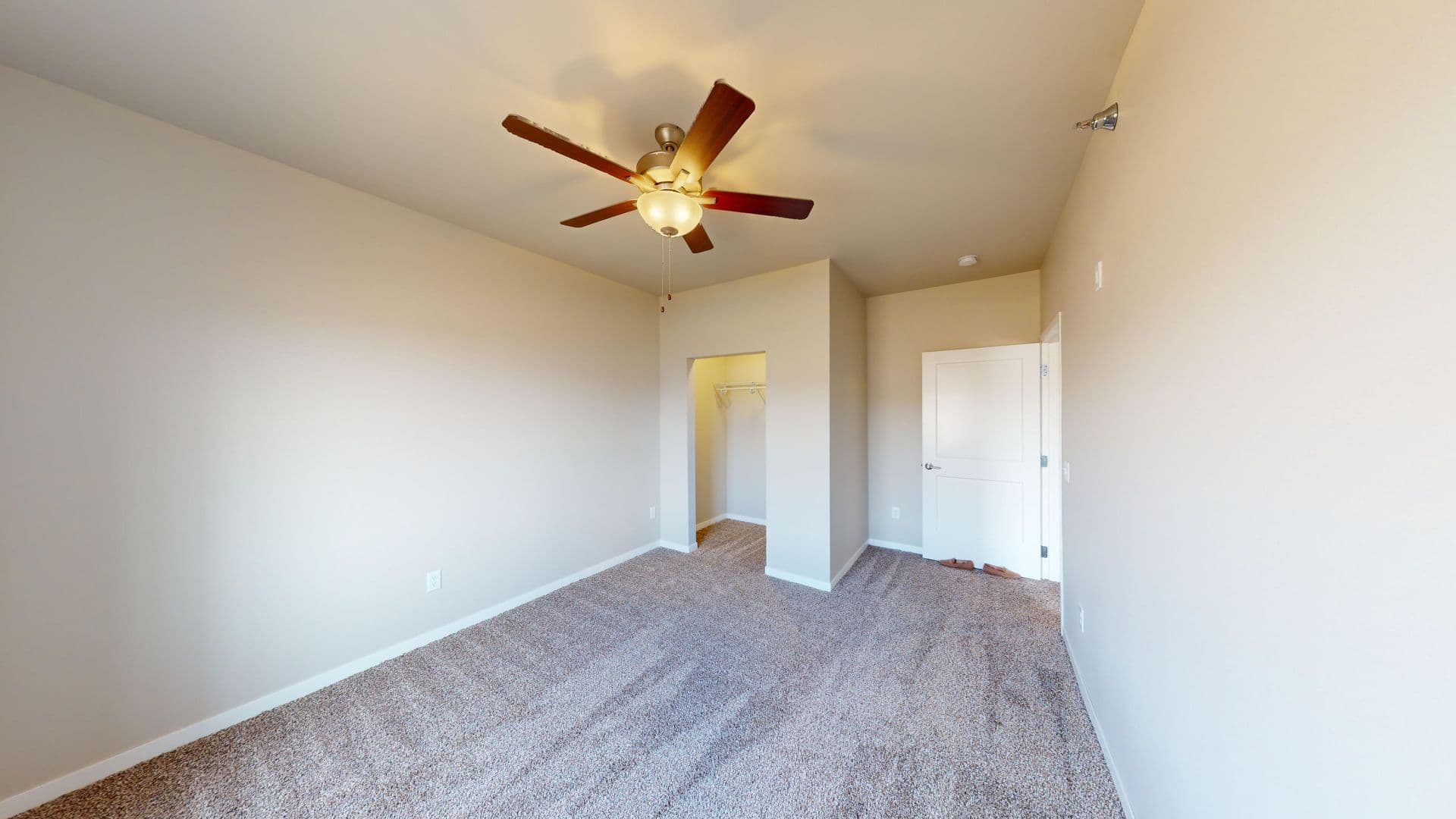 Sioux Falls Apartment: 4200 N Marion Road