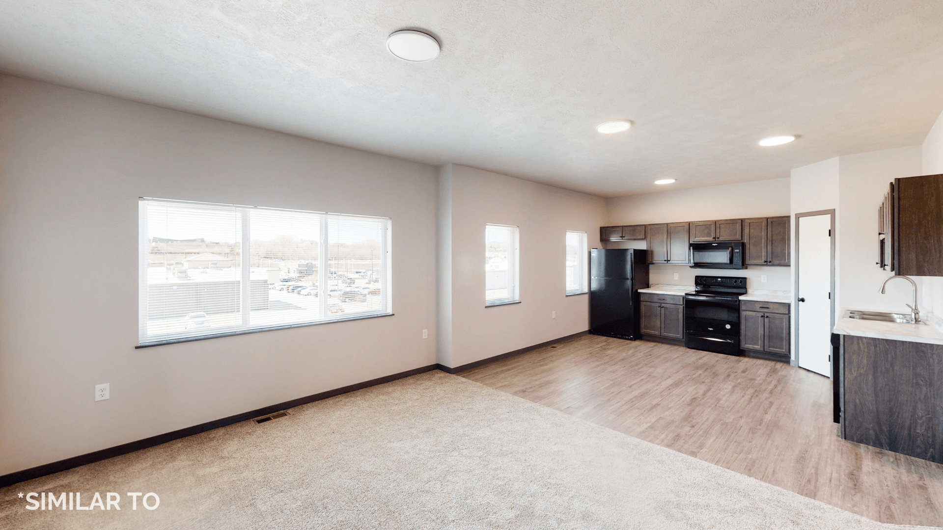 Sioux City Apartment: 5800 Sunnybrook Plaza