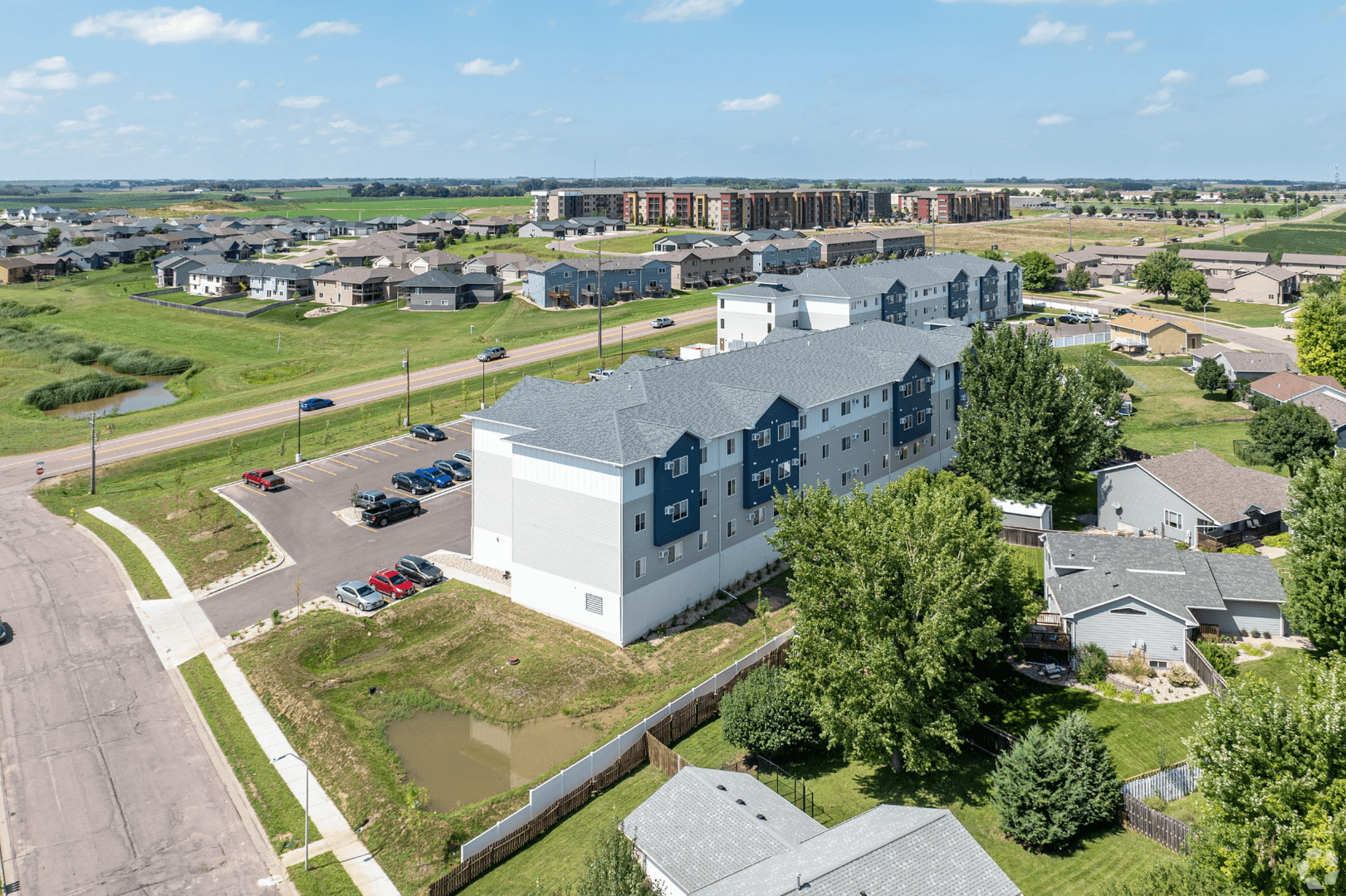 Sioux Falls Apartment: 4200 N Marion Road
