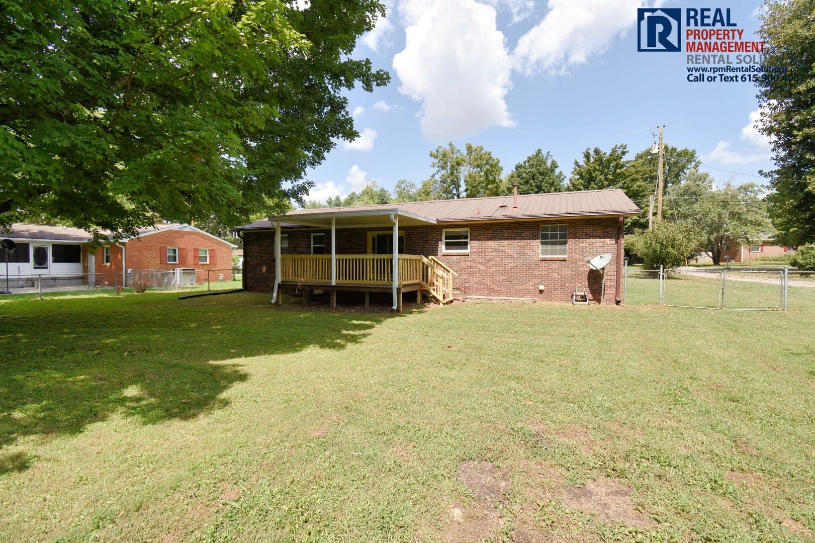 Murfreesboro House: 1910 Russell Drive