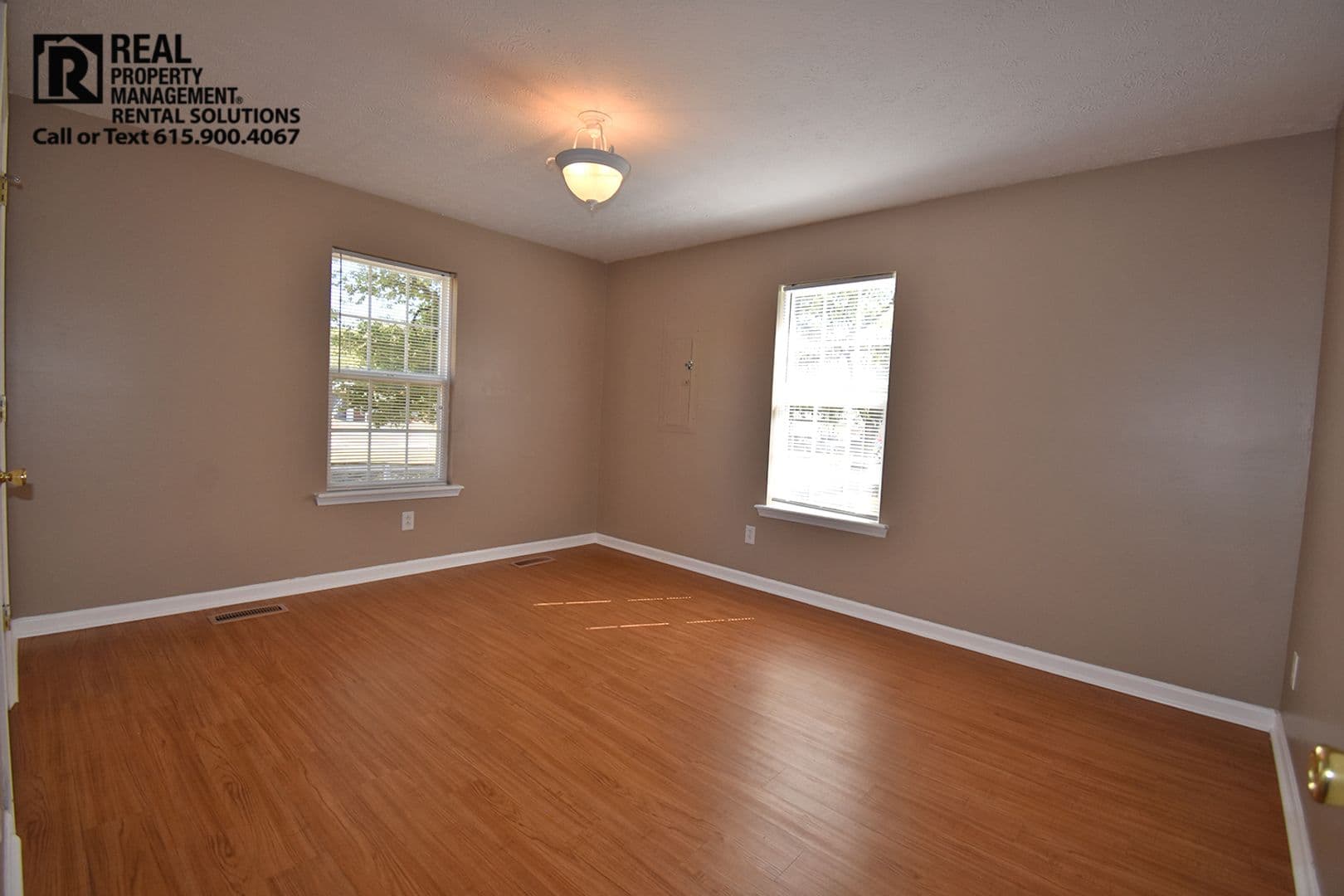 Eagleville House: 118 S. Main Street