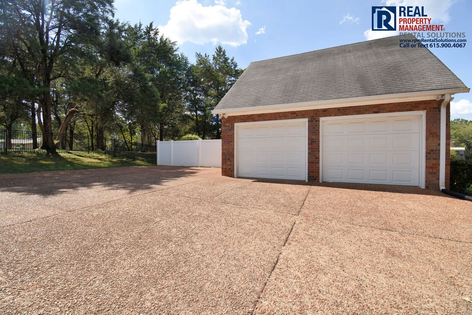 Murfreesboro House: 2107 Londonderry