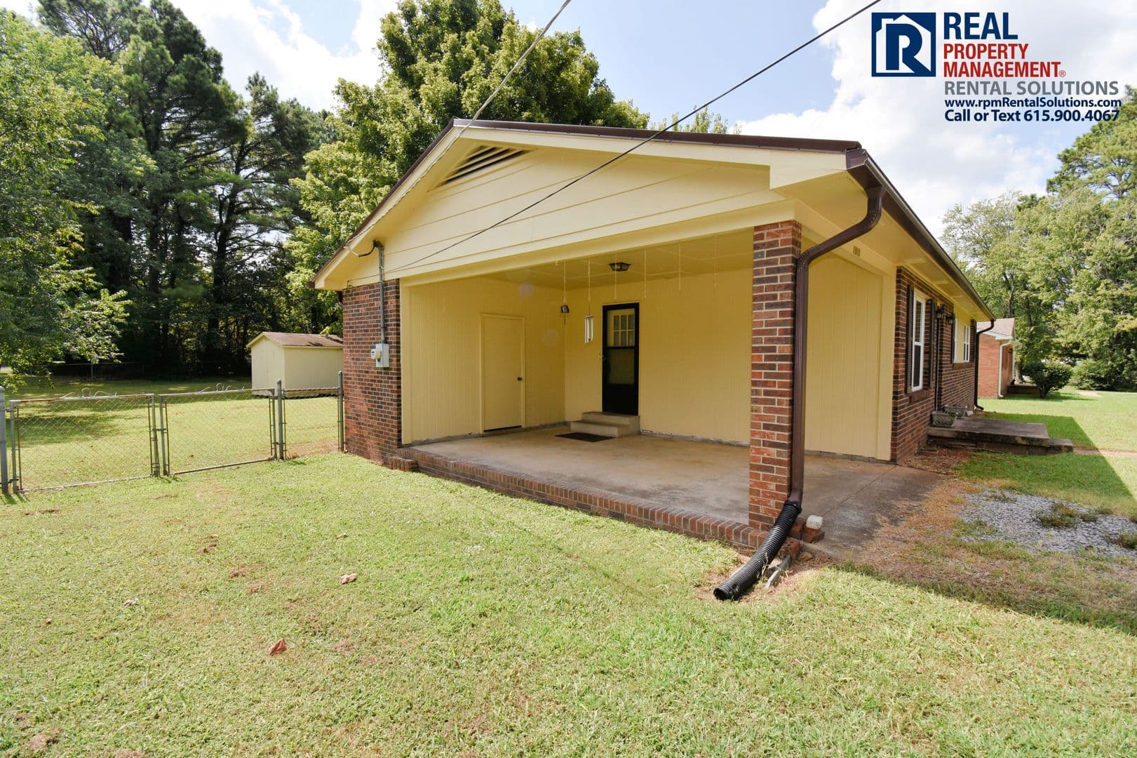 Murfreesboro House: 1910 Russell Drive