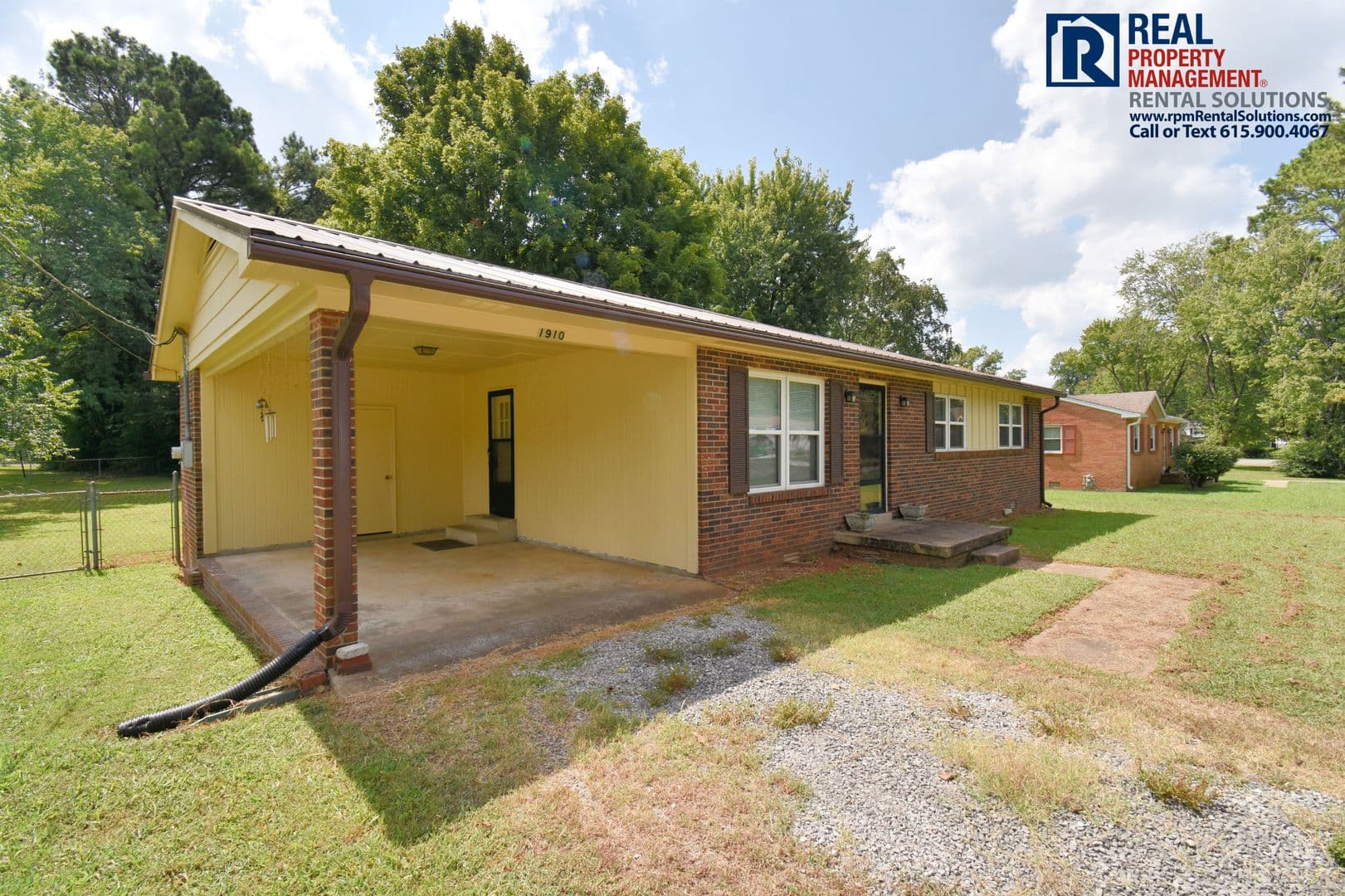 Murfreesboro House: 1910 Russell Drive