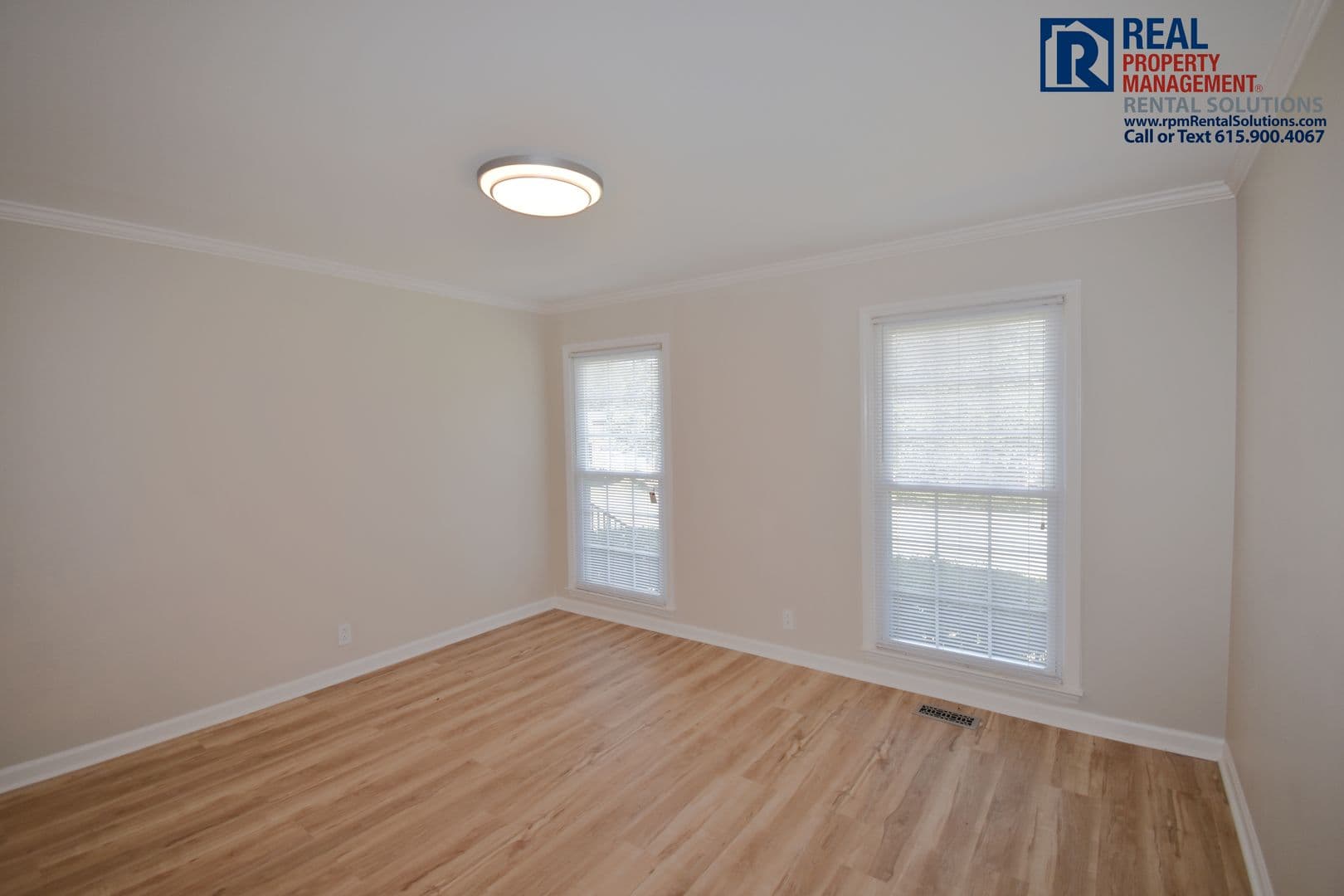 Murfreesboro House: 2107 Londonderry