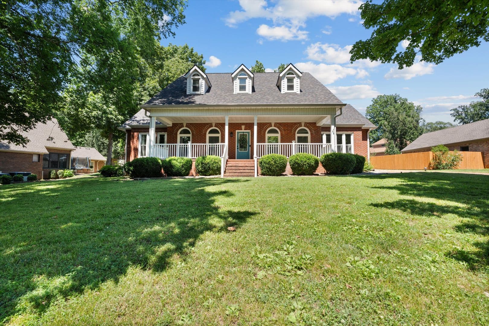 Smyrna House: 104 Oak Hill Drive