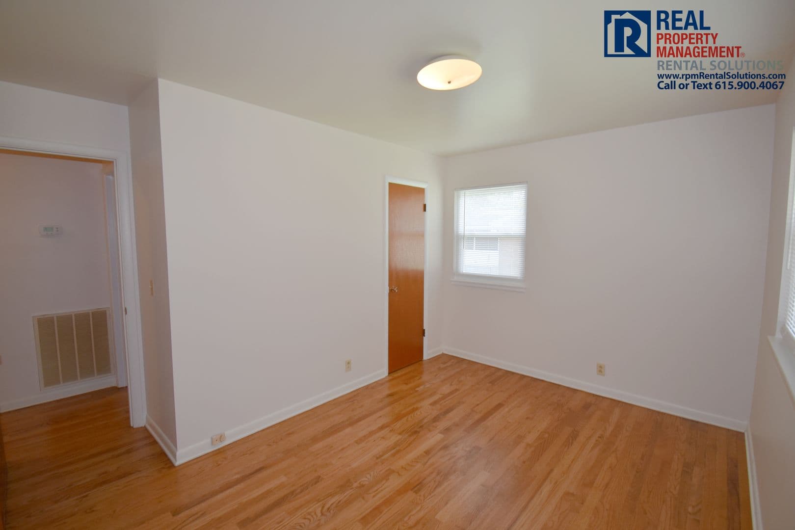 Murfreesboro House: 1910 Russell Drive