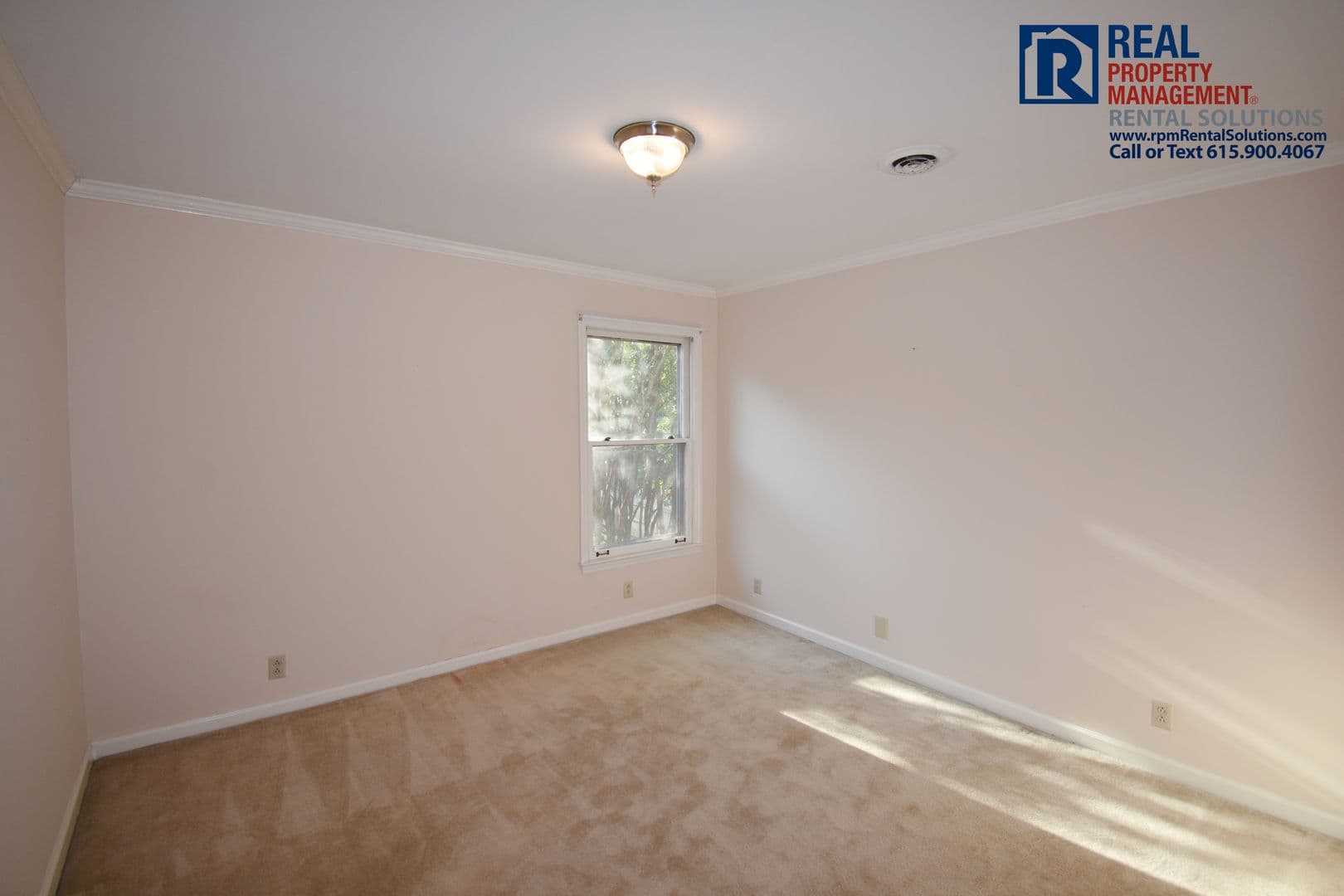 Murfreesboro House: 2307 Londonderry Dr.