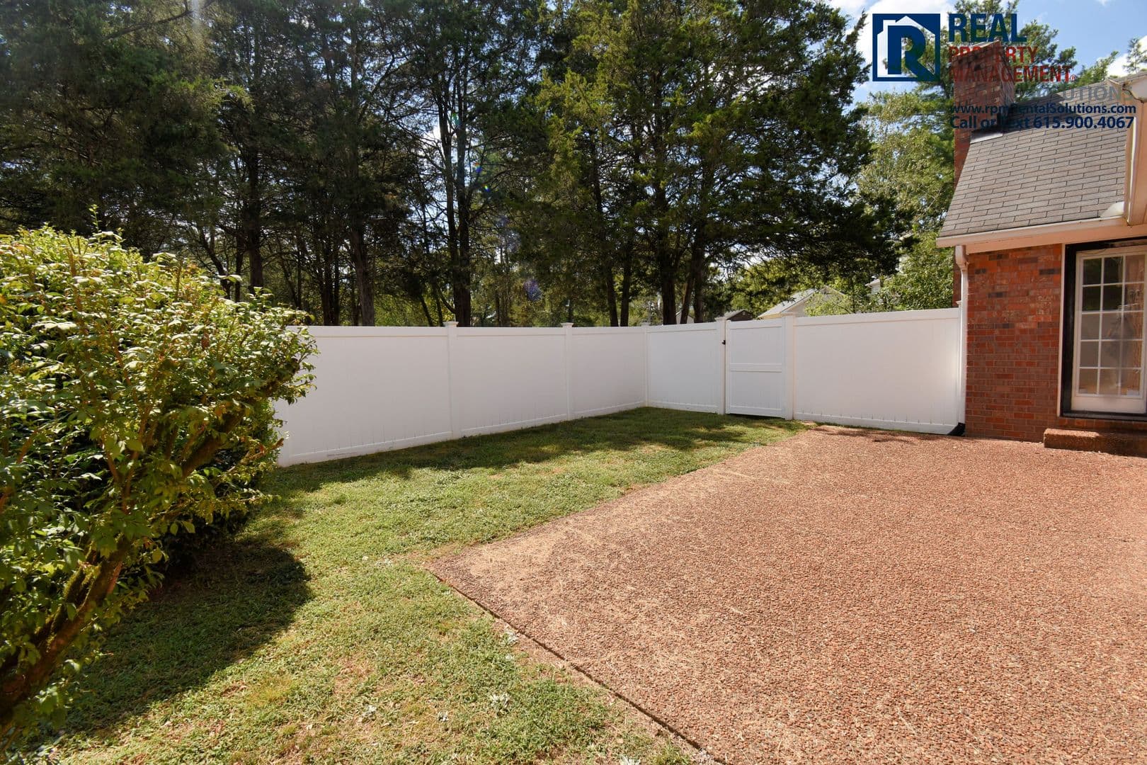 Murfreesboro House: 2107 Londonderry
