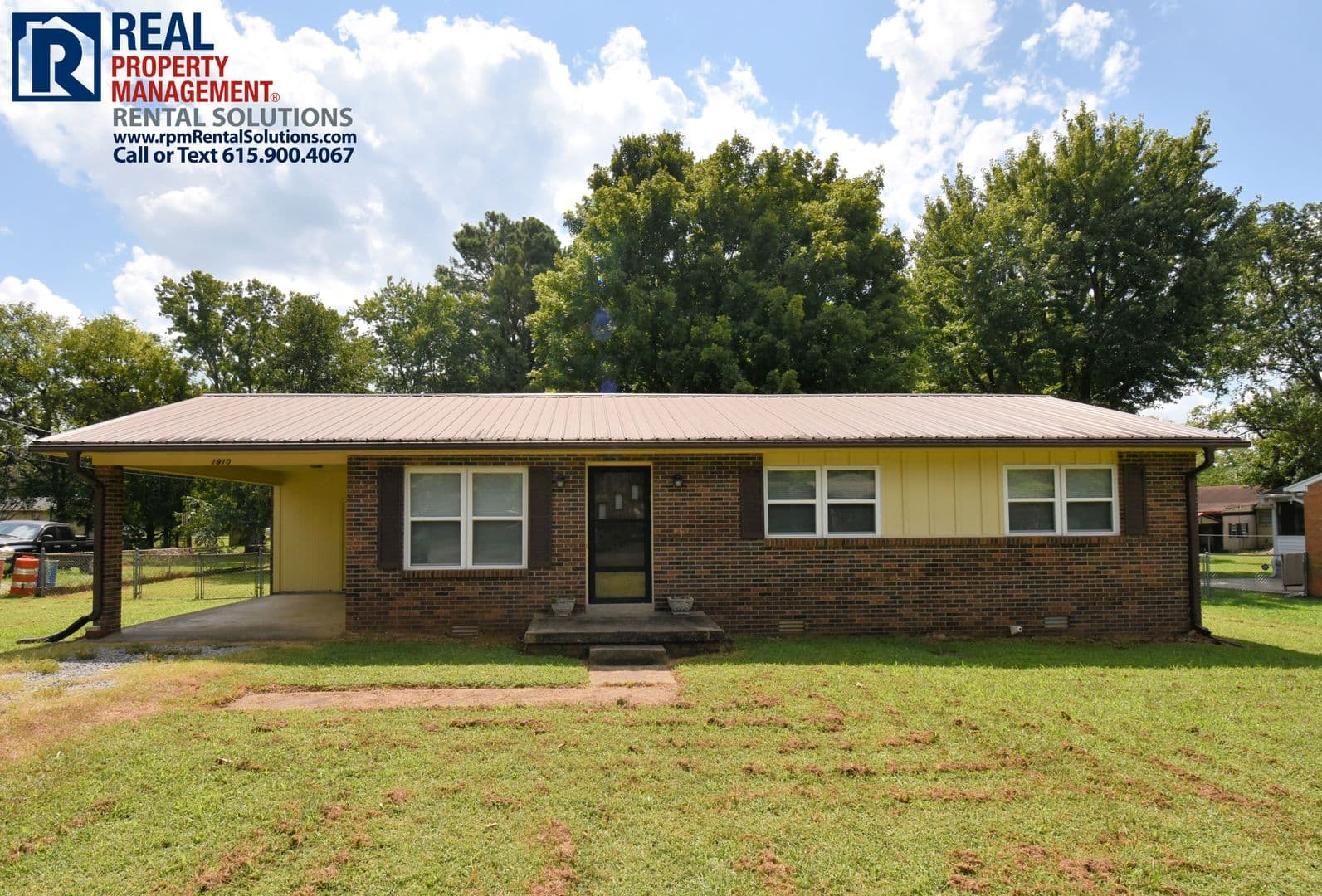 Murfreesboro House: 1910 Russell Drive