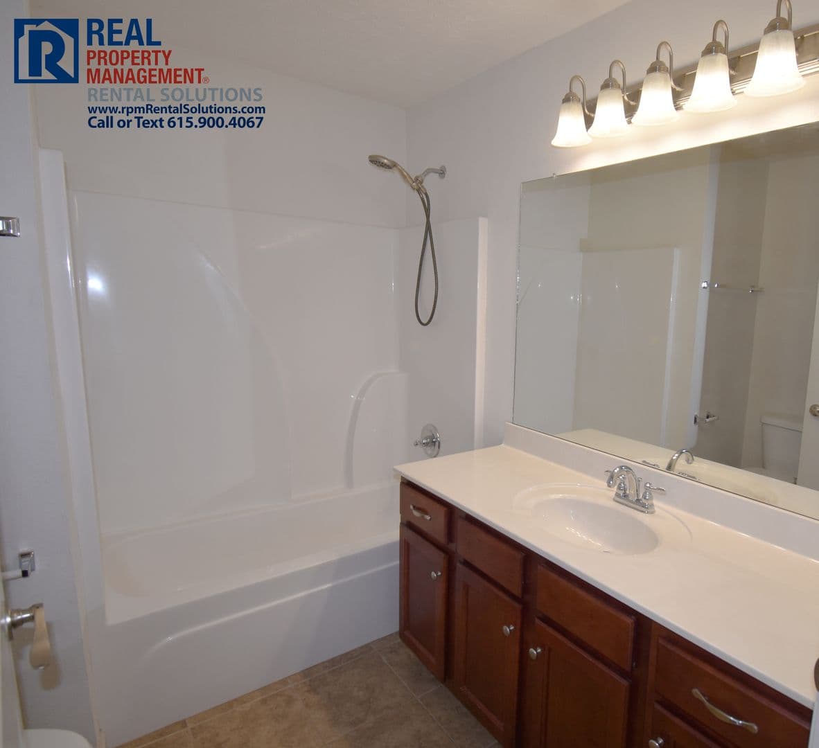 Murfreesboro House: 1549 Passage Dr.