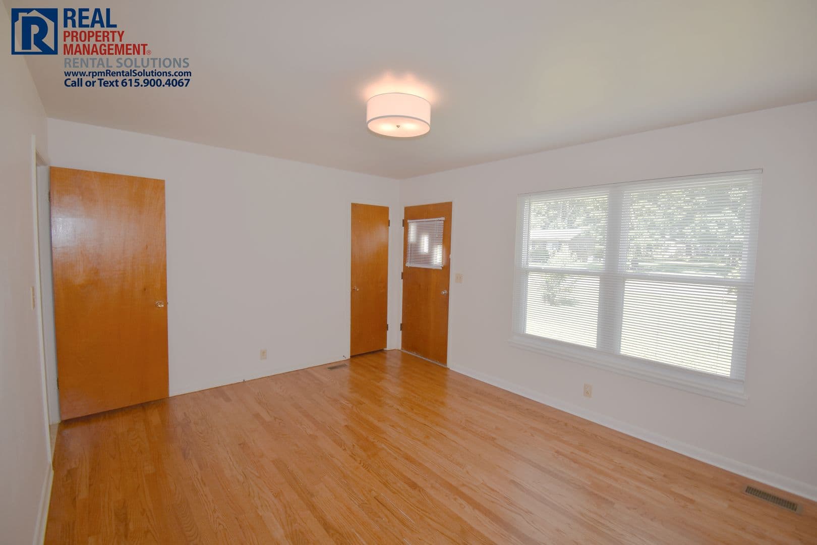 Murfreesboro House: 1910 Russell Drive