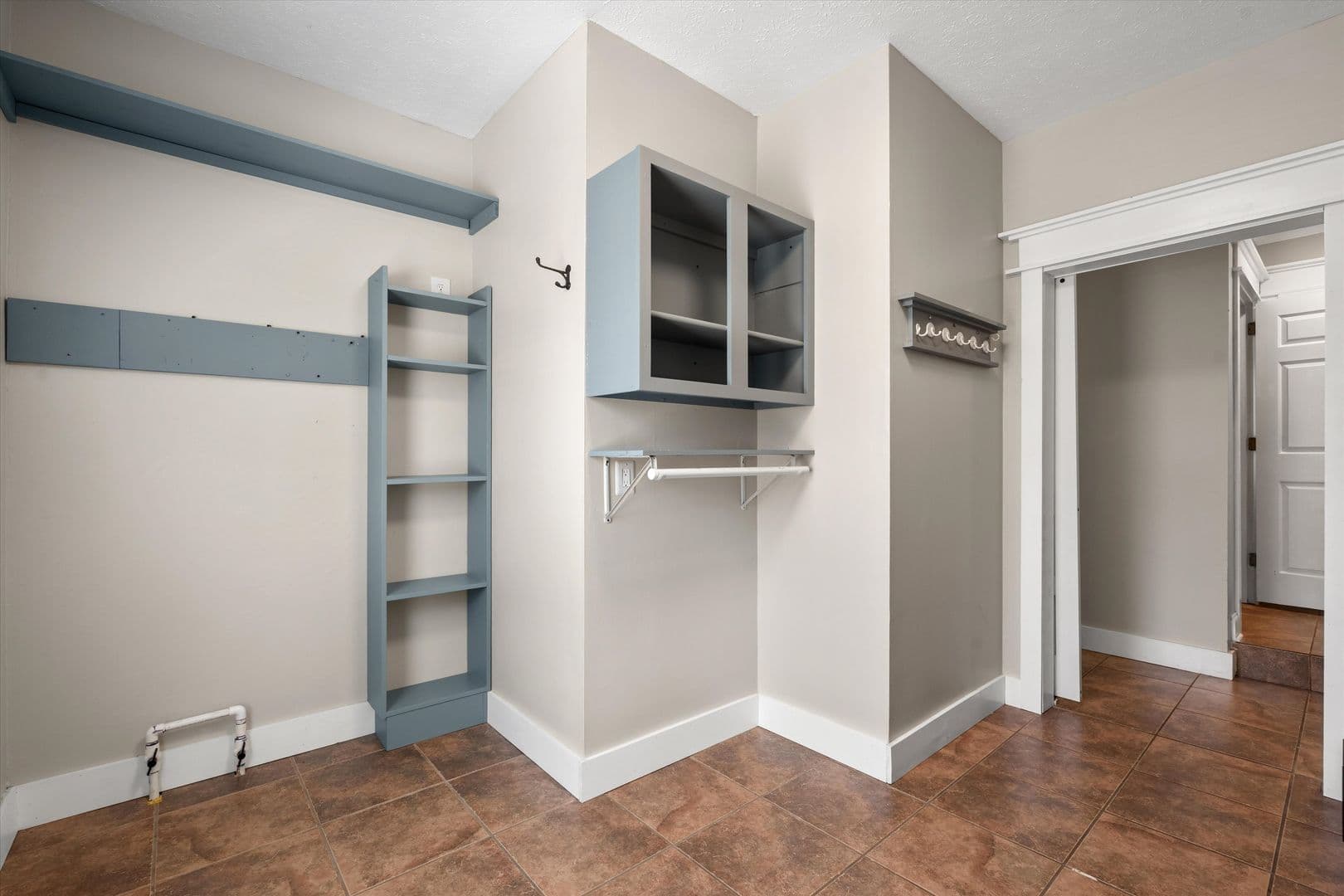 Smyrna House: 104 Oak Hill Drive