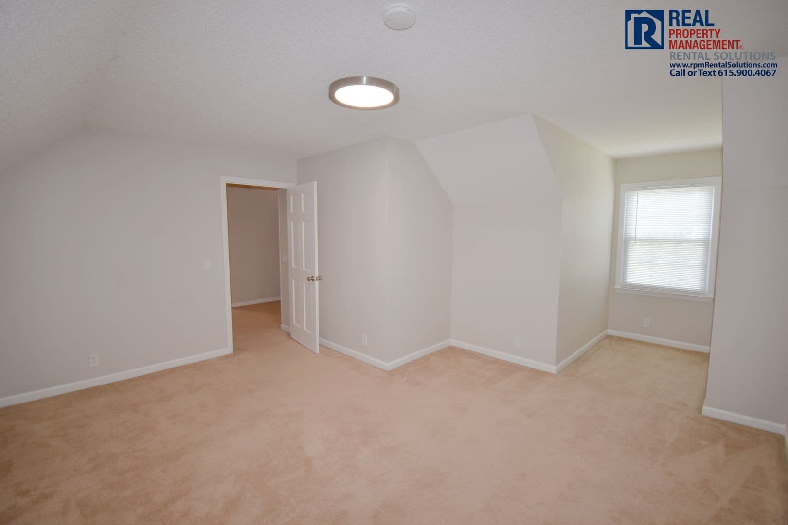 Murfreesboro House: 2107 Londonderry