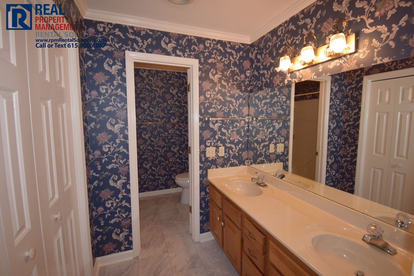 Murfreesboro House: 2307 Londonderry Dr.
